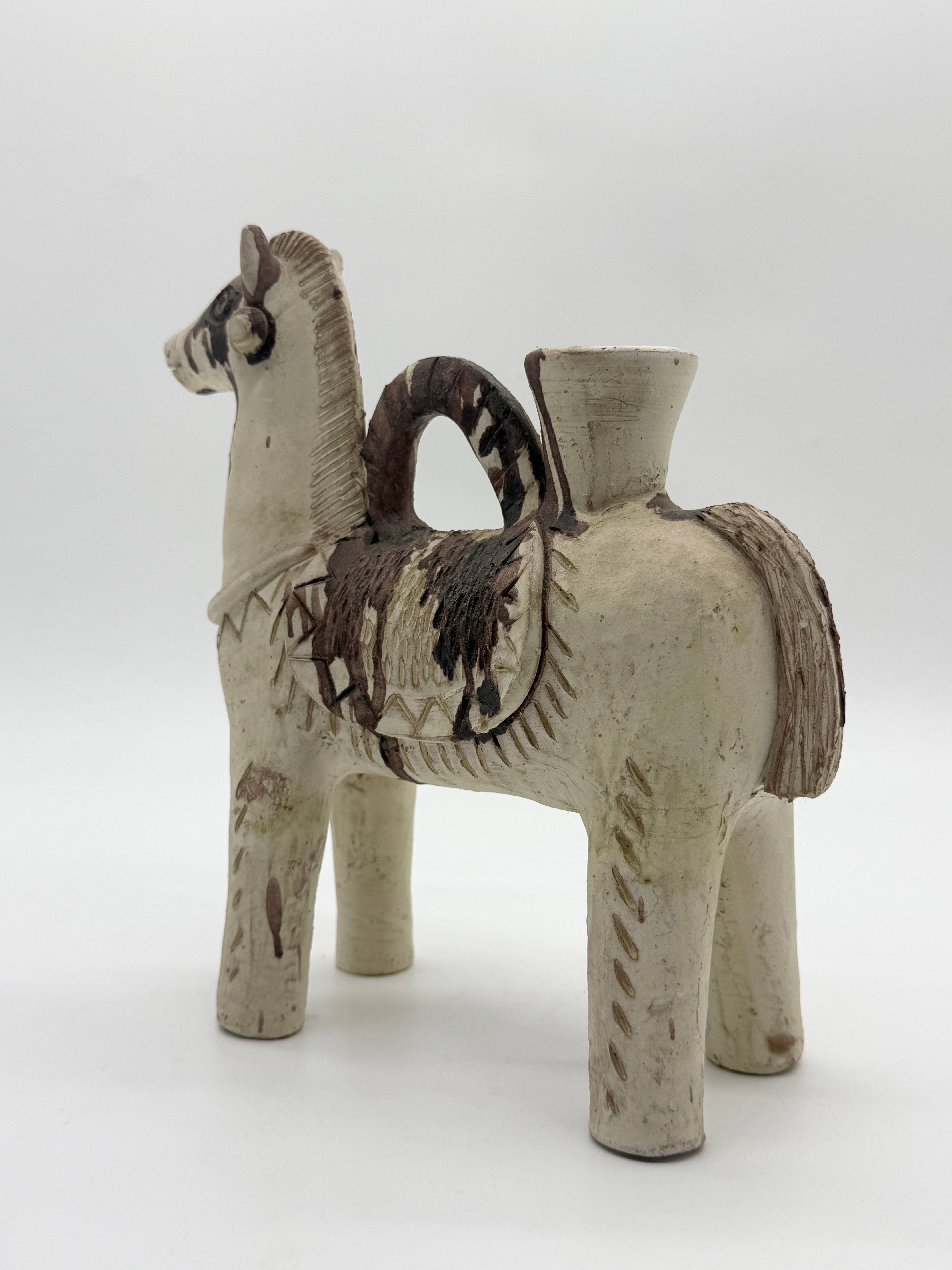 CHEVAL BOUGEOIR EN CÉRAMIQUE ARTISANALE SARDE, 1960s