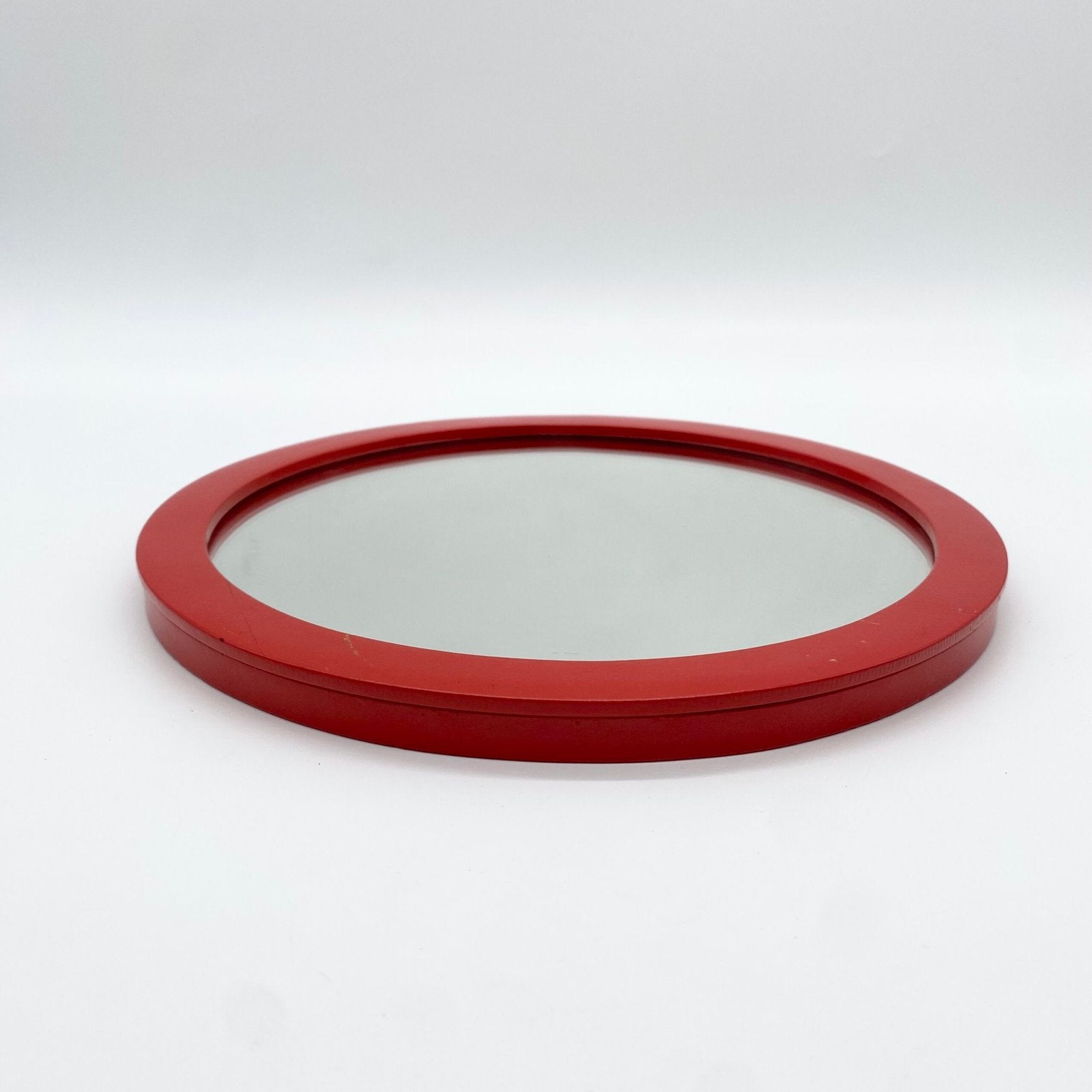MIROIR CERCLE - MÉTAL LAQUÉ ROUGE