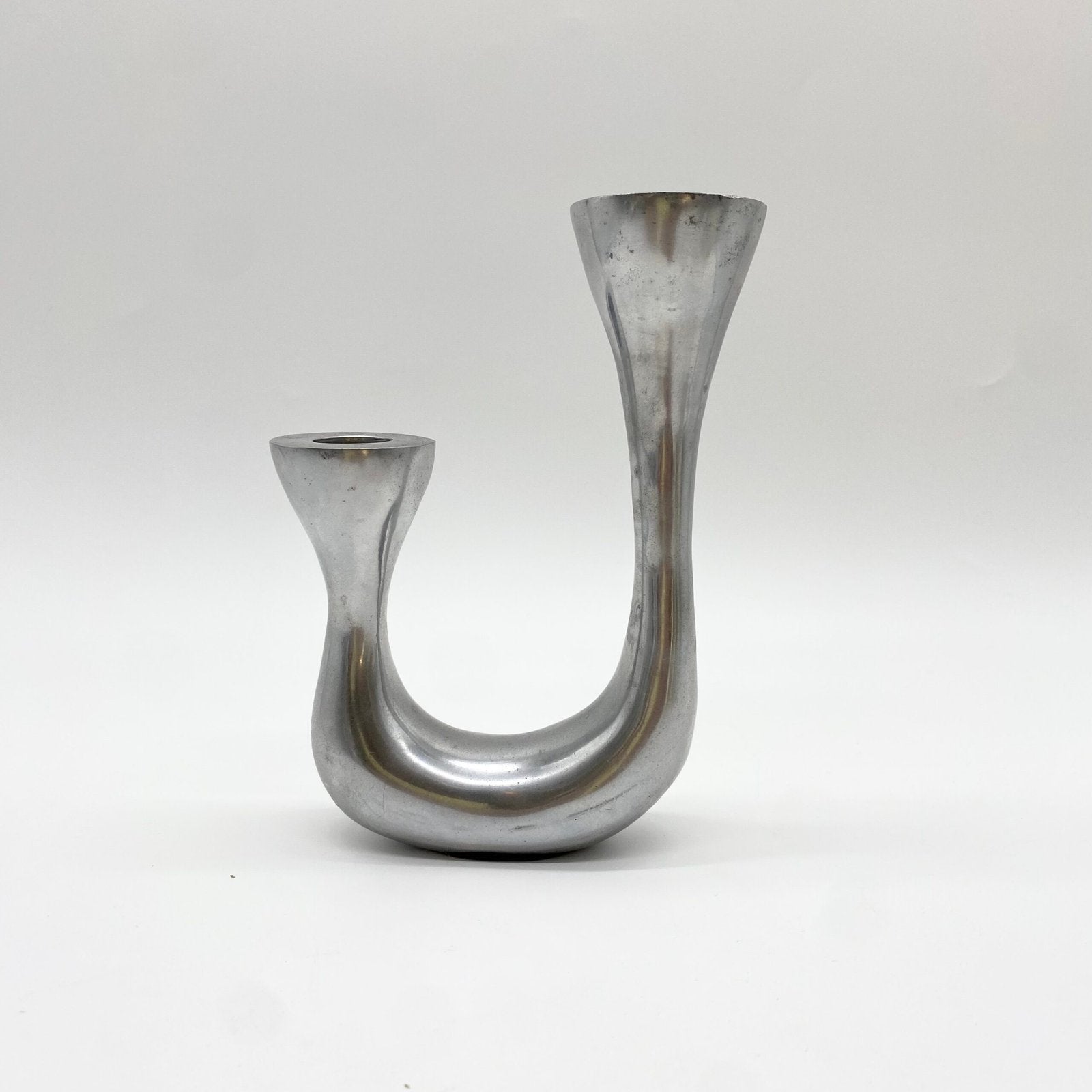 BOUGEOIR BIOMORPHIQUE / FONTE D'ALU, 1980
