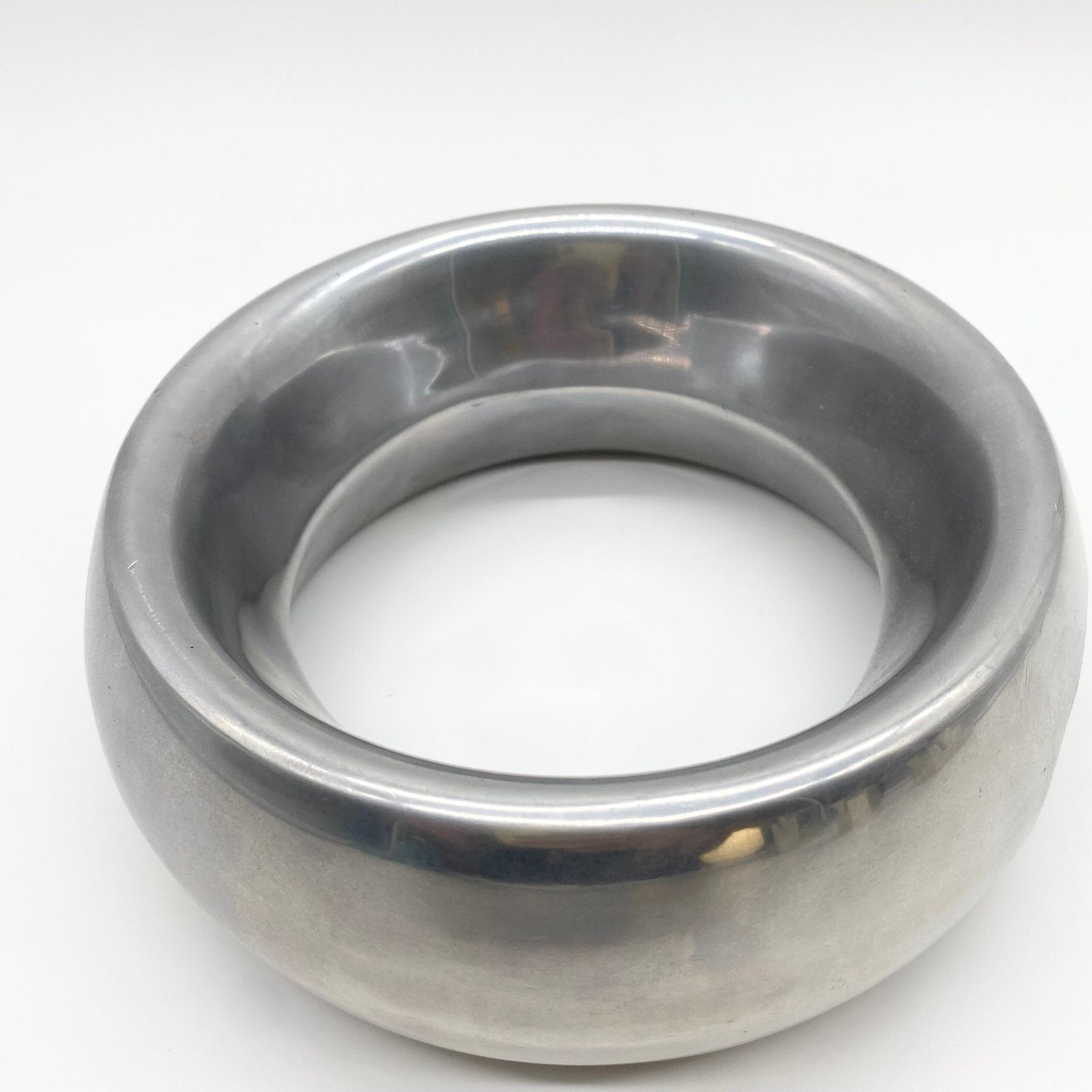 VASE "WHEEL" / FONTE D’ALUMINIUM – 1980s
