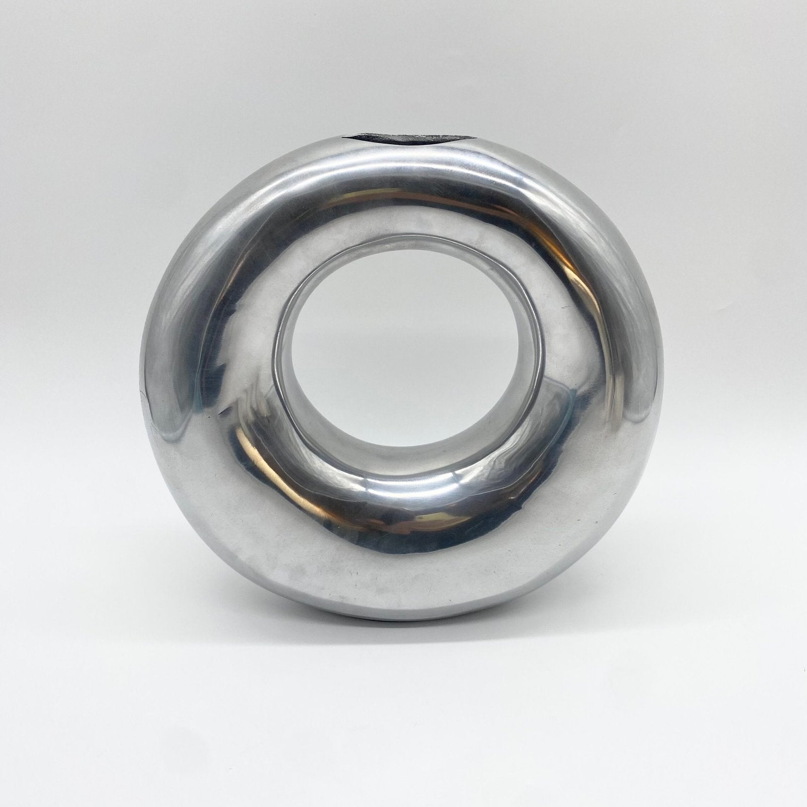 VASE "DONUT" XL / FONTE D’ALUMINIUM POLI – 1980s
