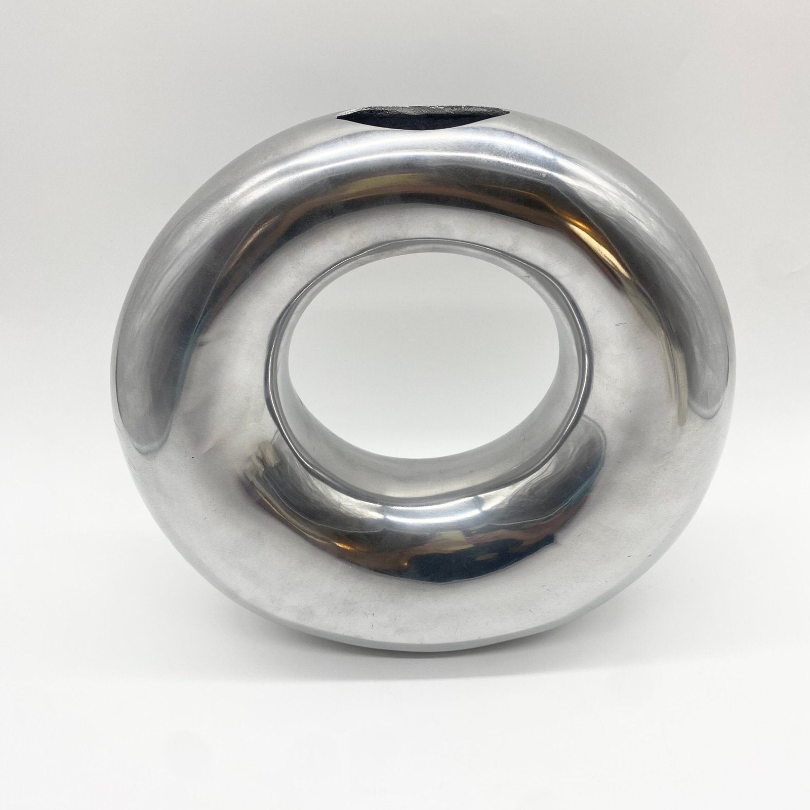 VASE "DONUT" XL / FONTE D’ALUMINIUM POLI – 1980s