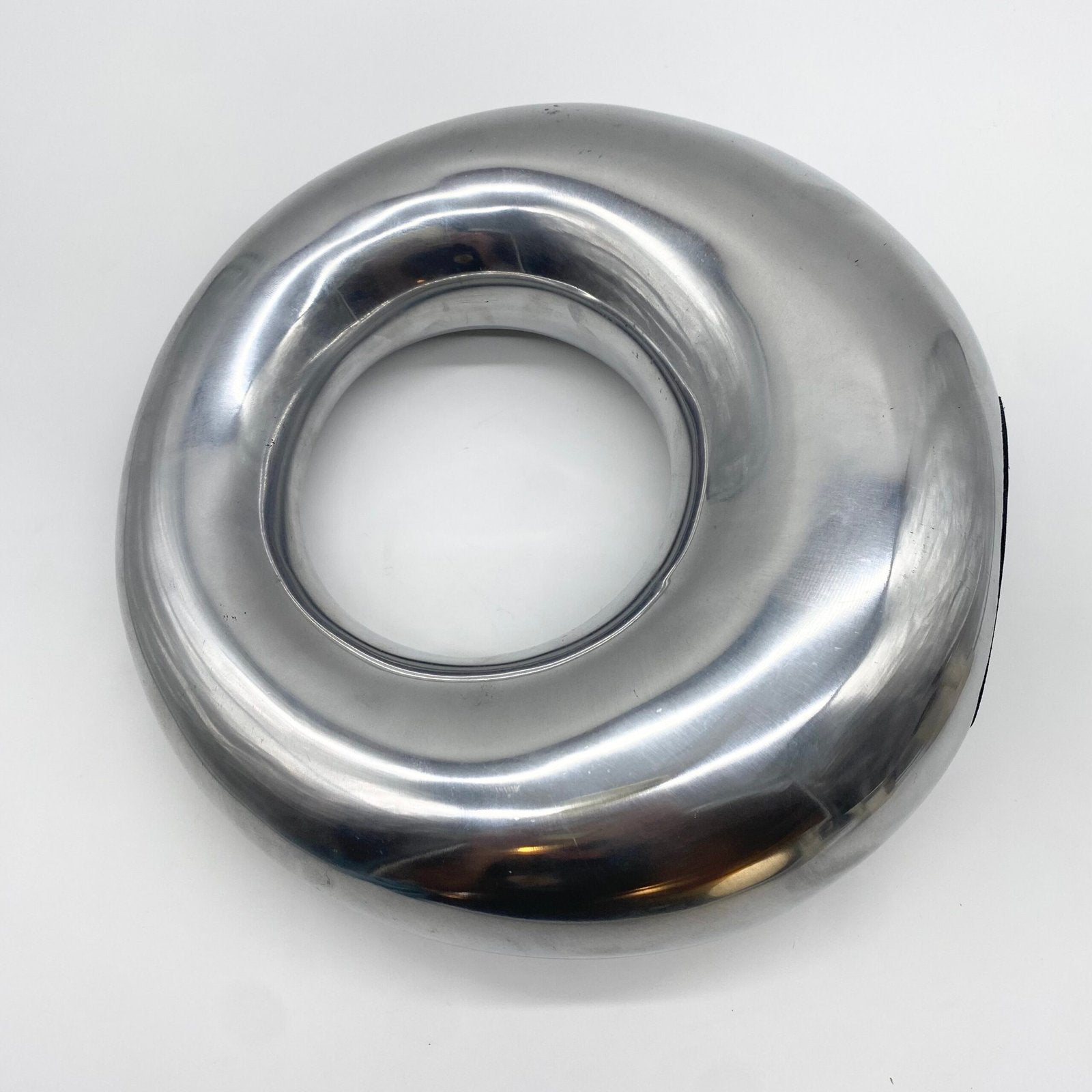 VASE "DONUT" XL / FONTE D’ALUMINIUM POLI – 1980s