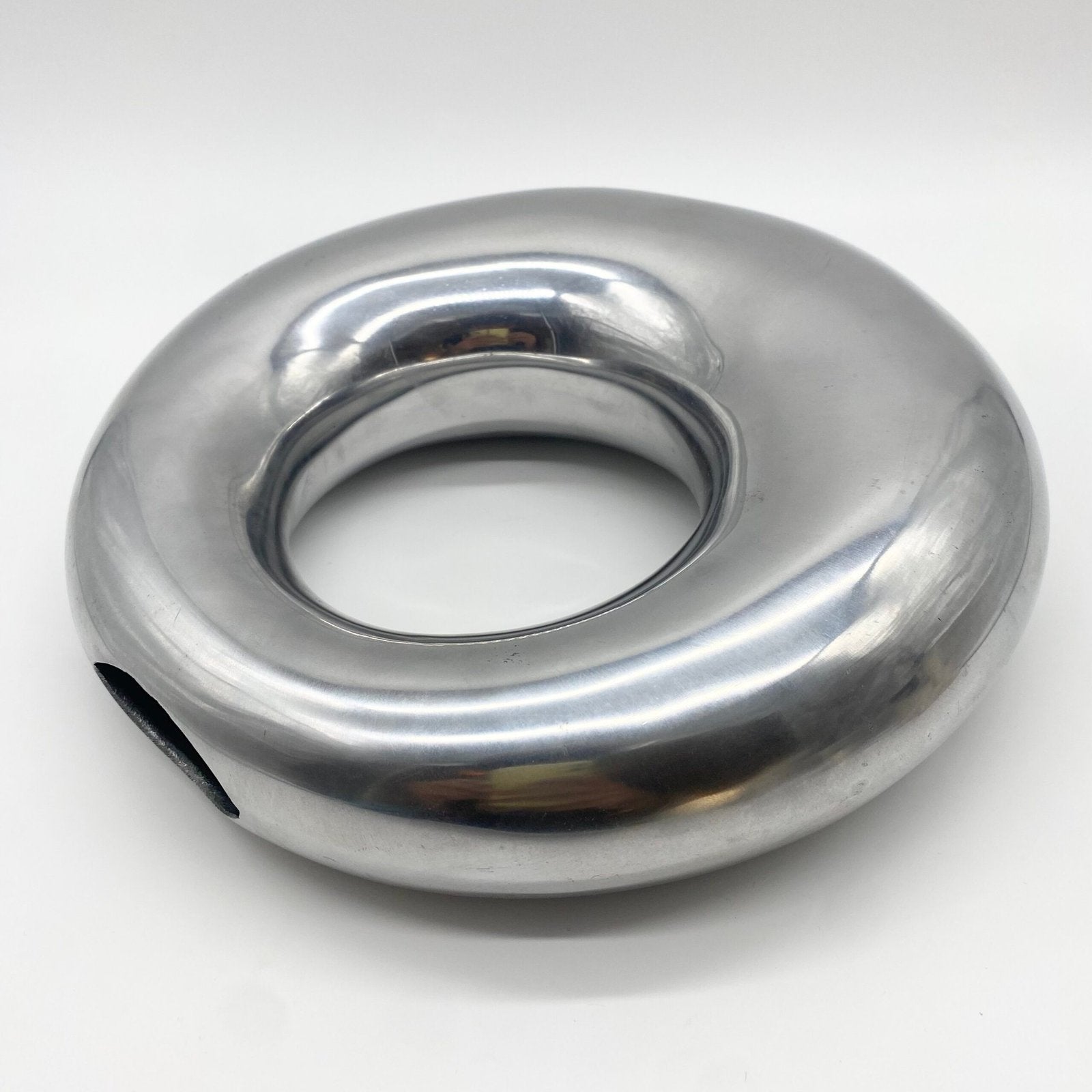 VASE "DONUT" XL / FONTE D’ALUMINIUM POLI – 1980s