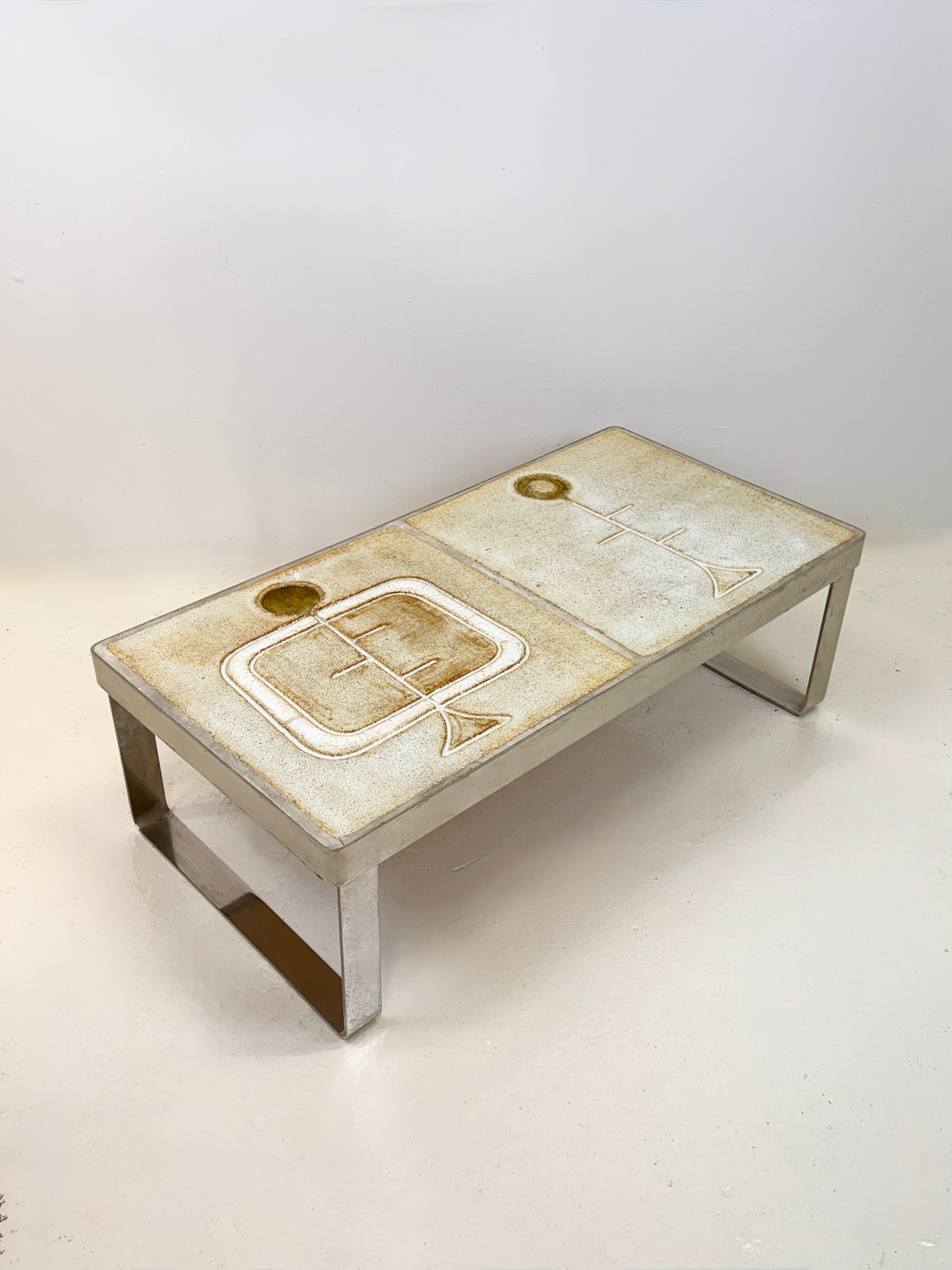 TABLE BASSE CÉRAMIQUE / CHROME — JEAN GREGORIEFF, FRANCE, 1970s