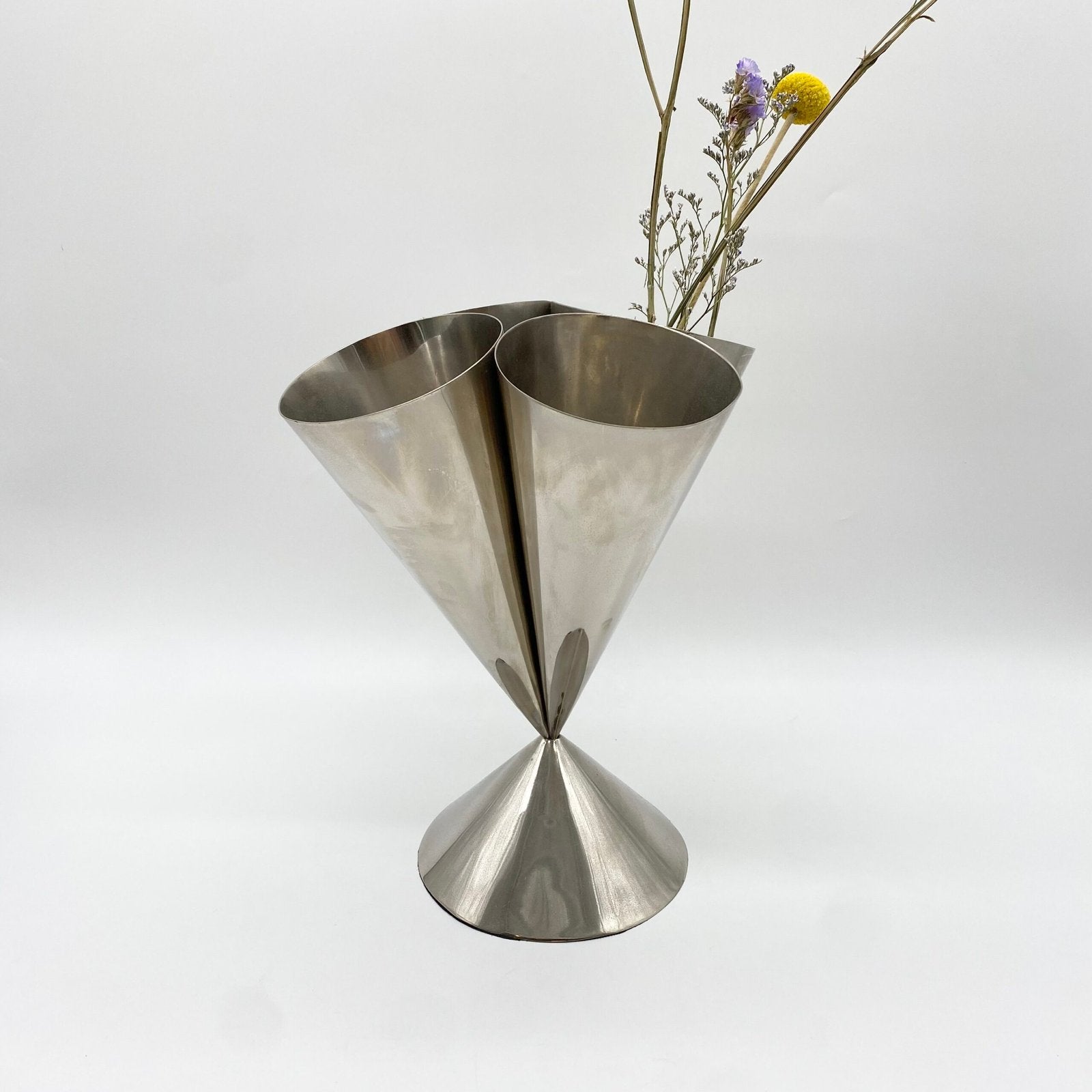VASE "SPACE AGE" / ALUMINIUM – 1970s