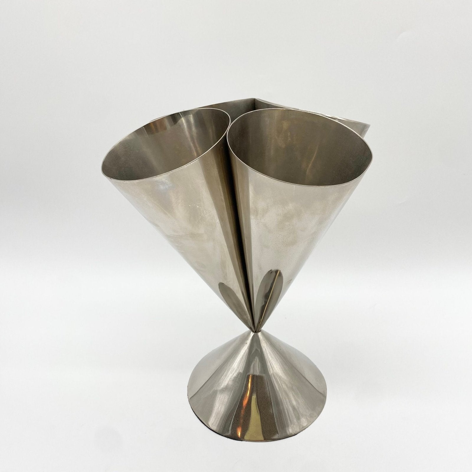 VASE "SPACE AGE" / ALUMINIUM – 1970s