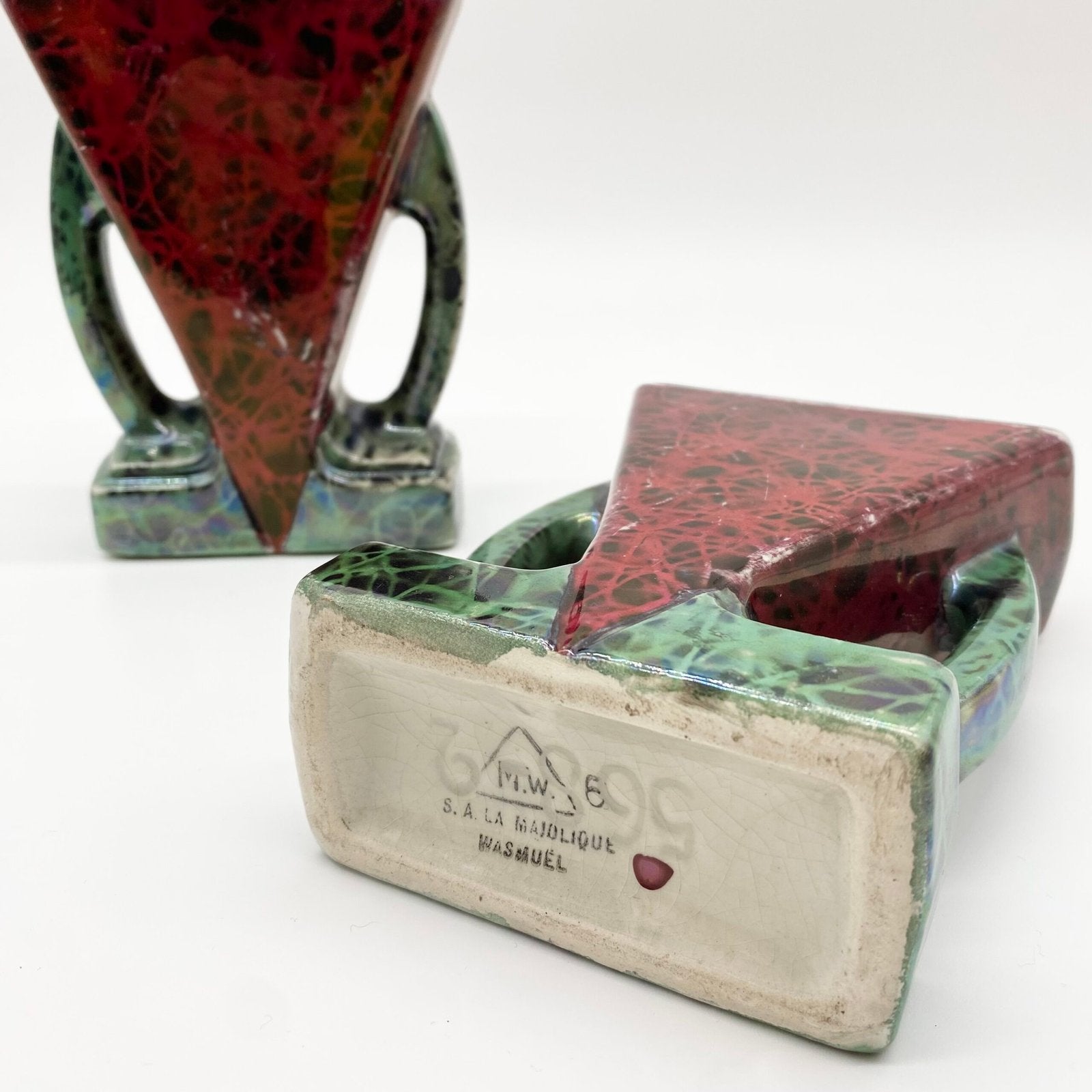 PAIRE DE VASES ART DÉCO – "MAJOLIQUE WASMÜEL", 1930s