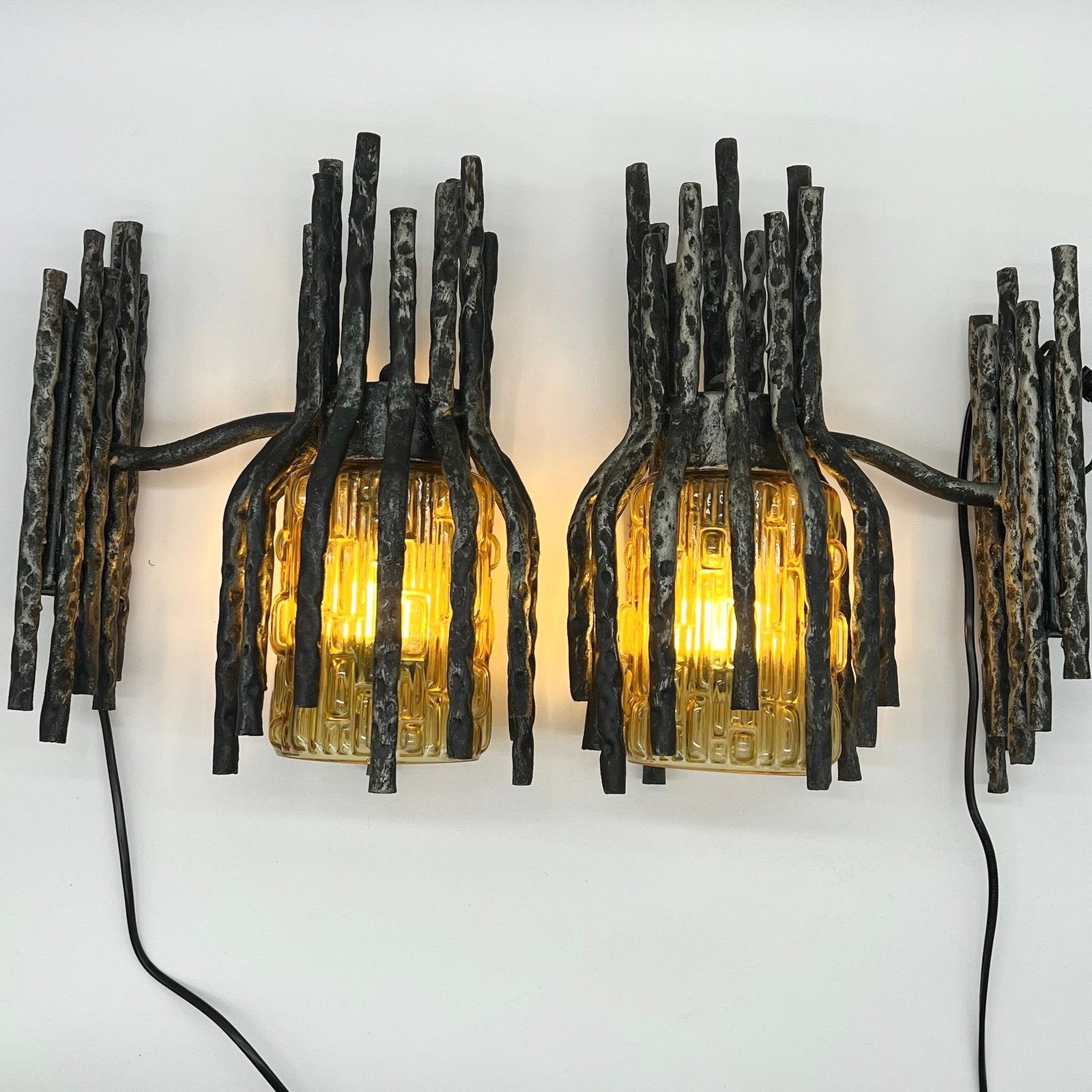 PAIRE D’APPLIQUES BRUTALISTES PAR "MARCELLO FANTONI", 1960s