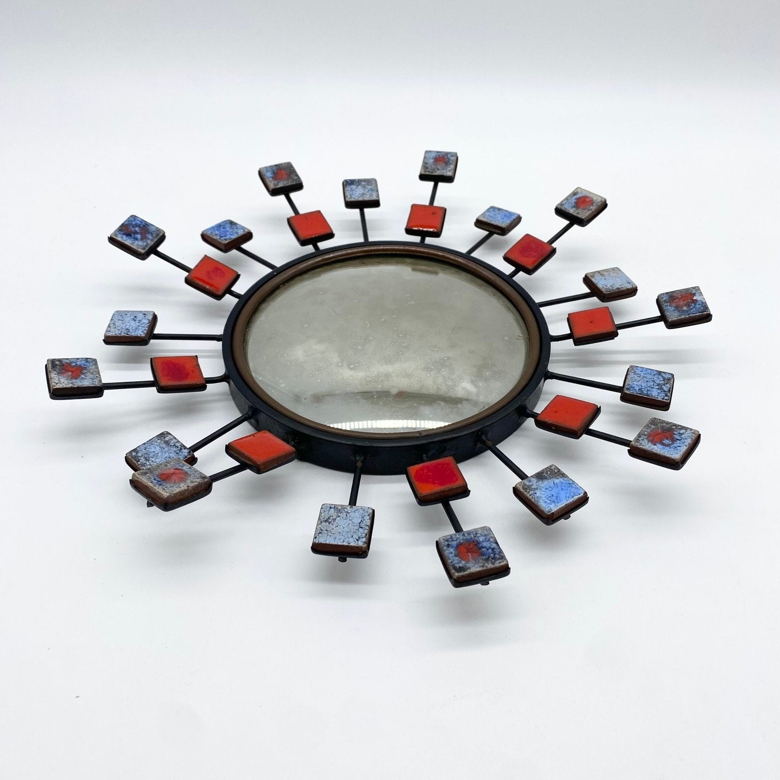 MIROIR "SOLEIL" SIGNÉ GÉO DUVIVIER, 1950-60s