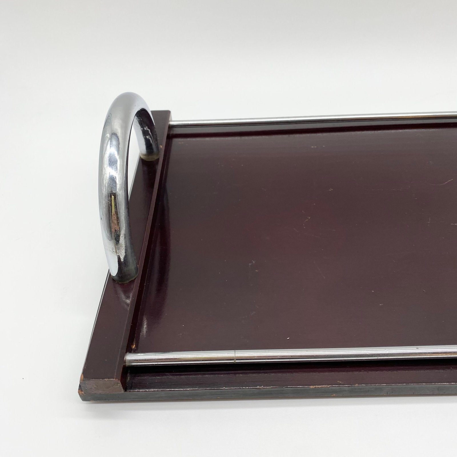 GRAND PLATEAU "BOIS LAQUÉ / CHROME" — 1970s
