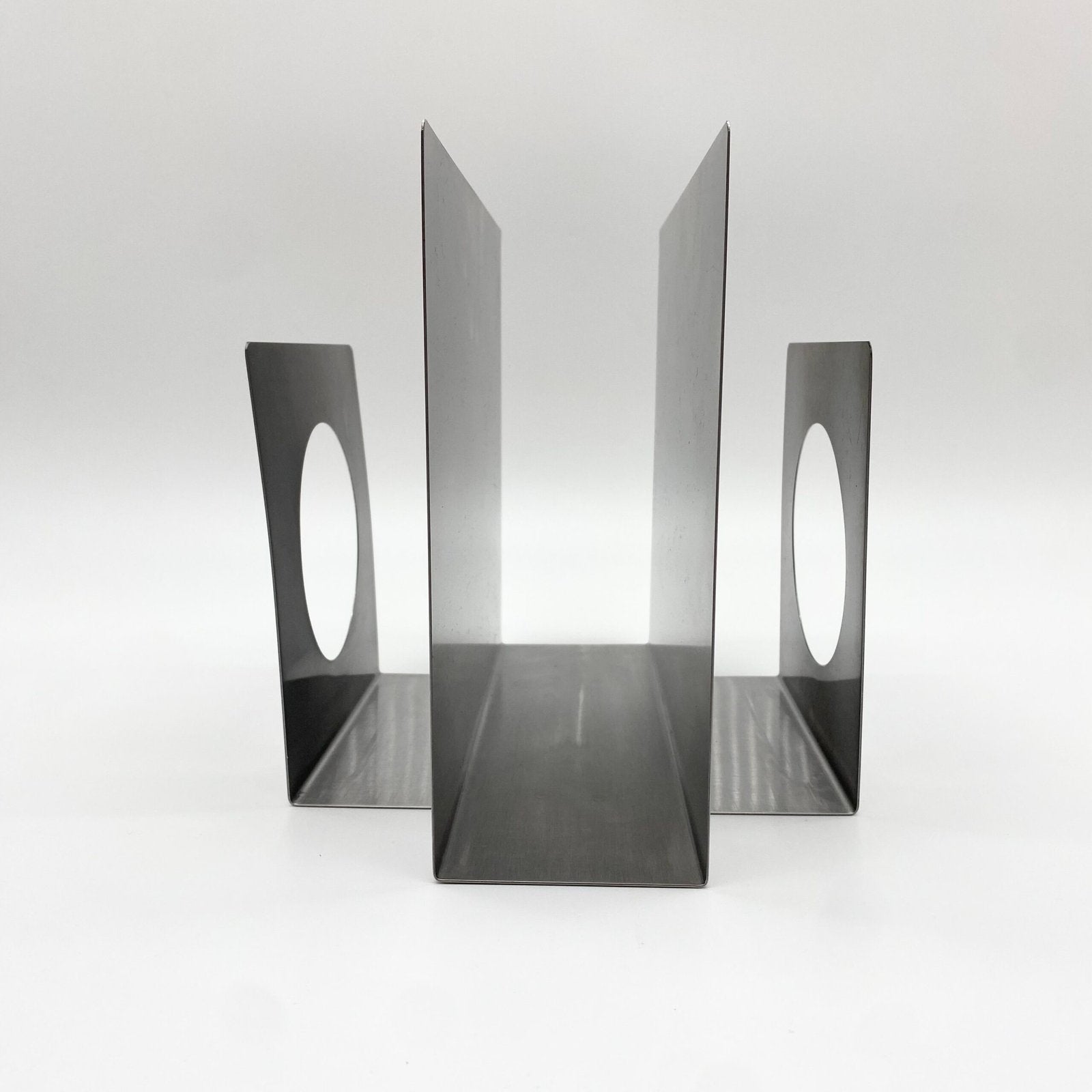 PORTE-REVUES ACIER PAR "FRANÇOIS MONNET" — 1970s