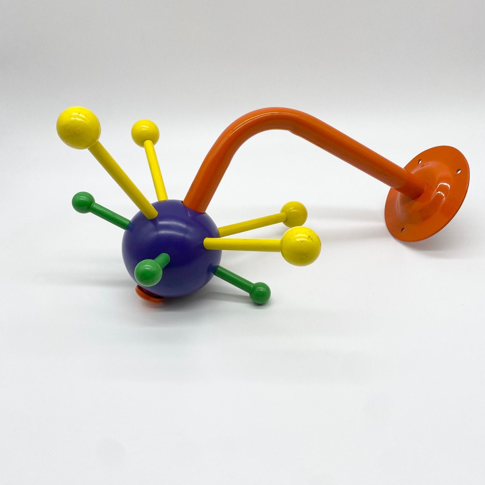 PORTE-MANTEAU ROTATIF « SPOUTNIK » D’OSVALDO BORSANI — 1980s