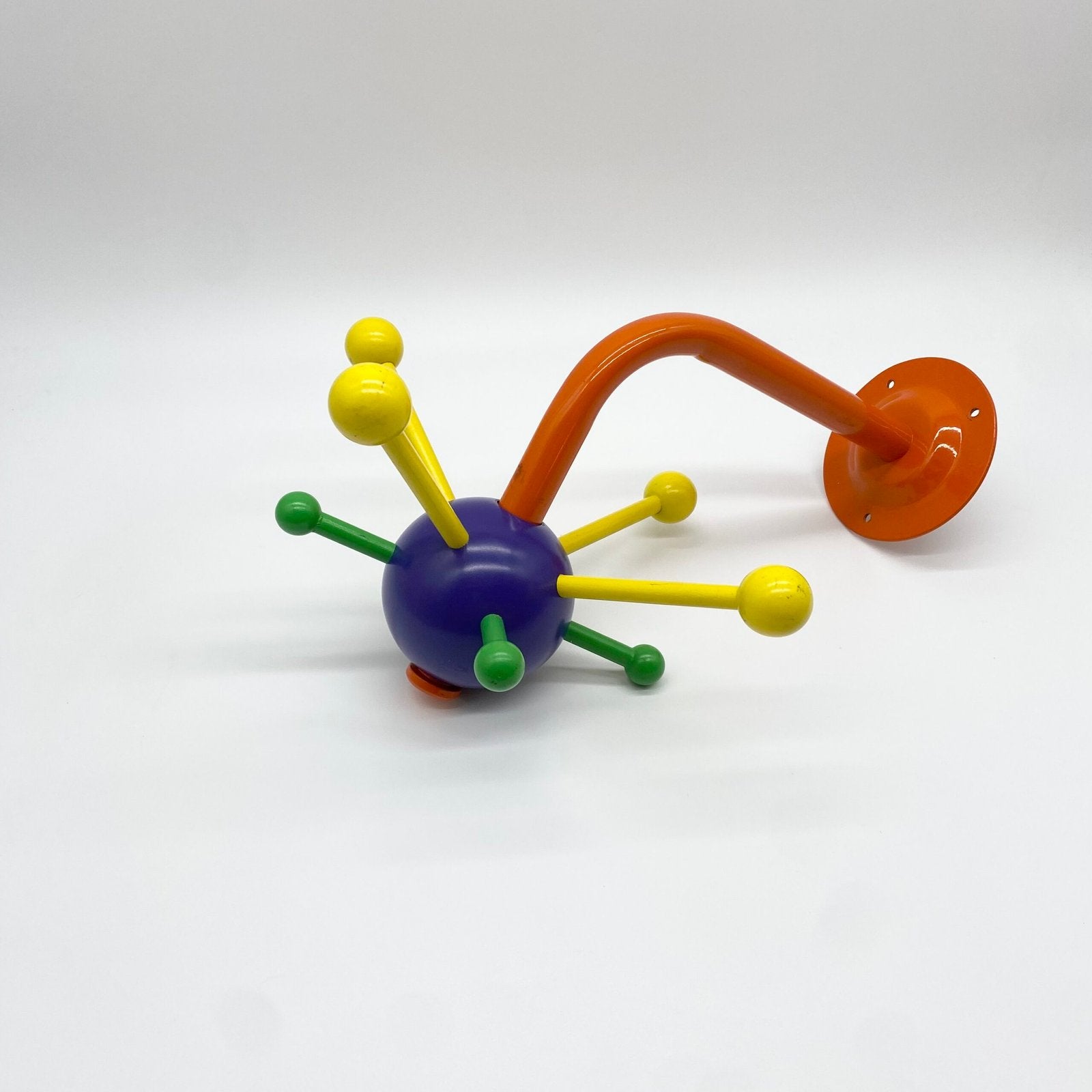 PORTE-MANTEAU ROTATIF « SPOUTNIK » D’OSVALDO BORSANI — 1980s