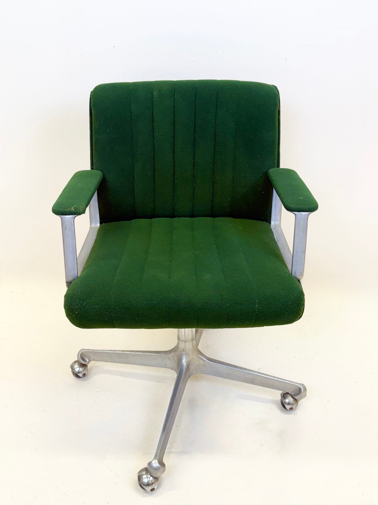 CHAISE P125 – OSVALDO BORSANI (TECNO), 1960s