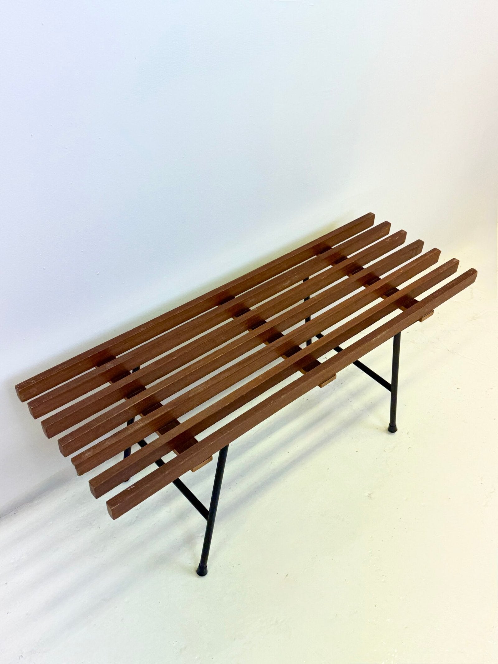 BANC ITALIEN – DESIGN MINIMALISTE, 1960s