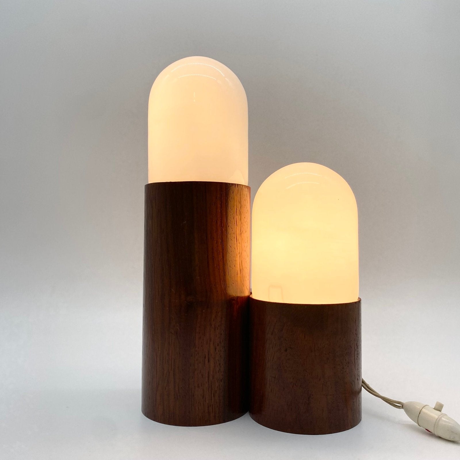 LAMPE “TWIN LIGHTS” / BOIS & VERRE — ITALY, 1970s