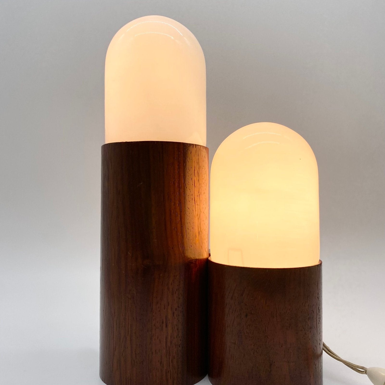 LAMPE “TWIN LIGHTS” / BOIS & VERRE — ITALY, 1970s