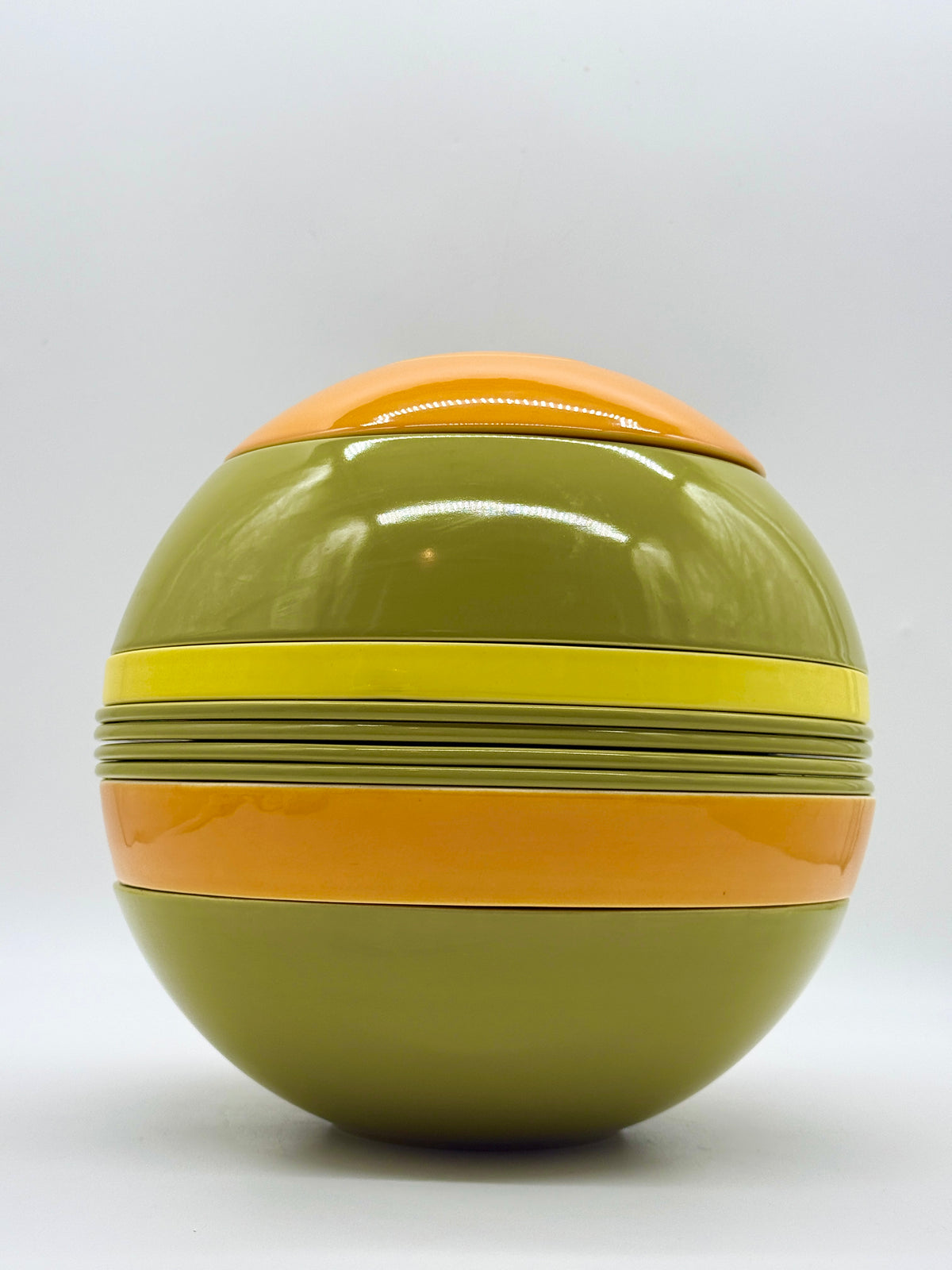 "Die Kugel" par Helen von Boch pour Villeroy & Boch, circa 1971