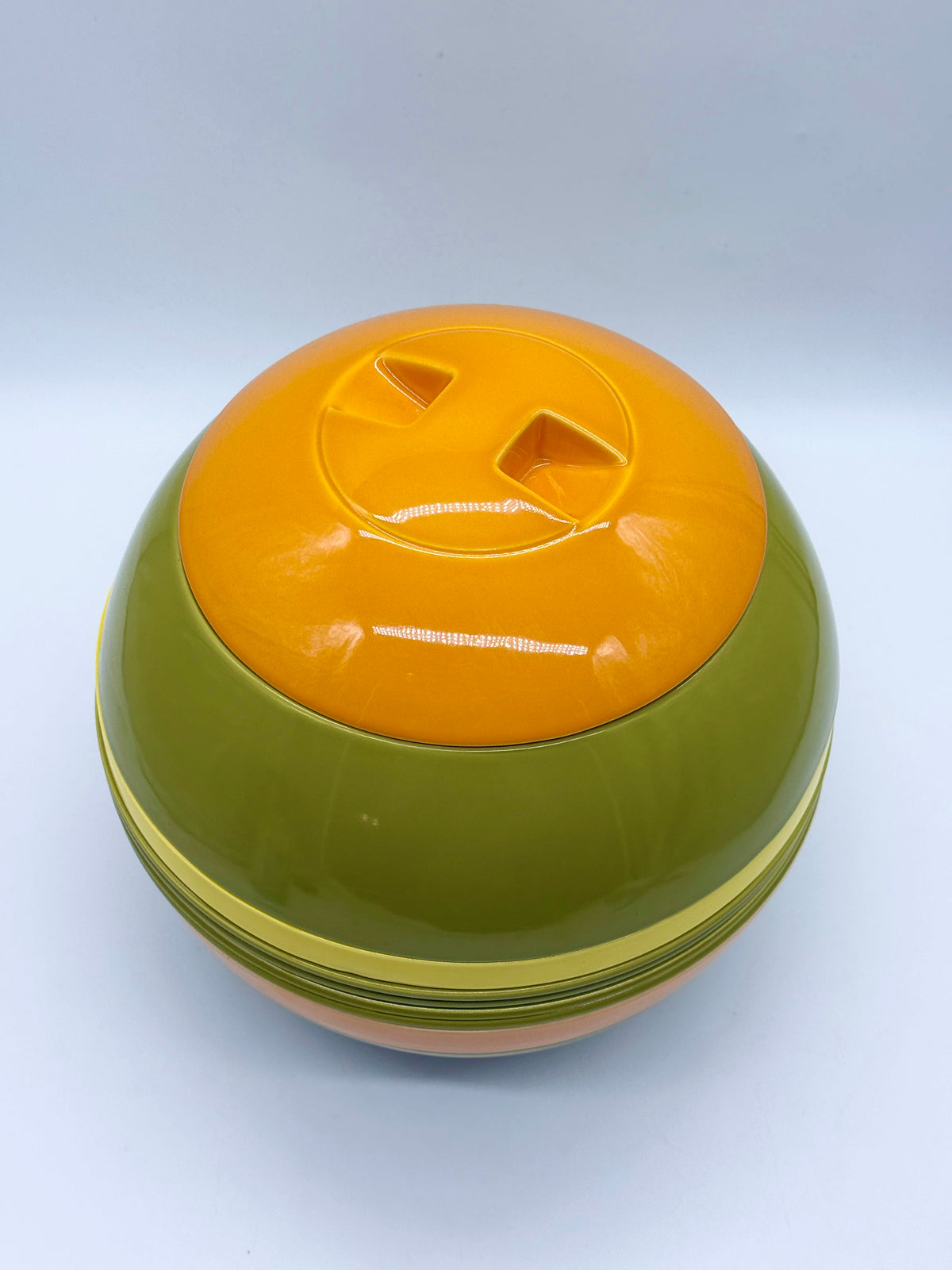 "Die Kugel" par Helen von Boch pour Villeroy & Boch, circa 1971