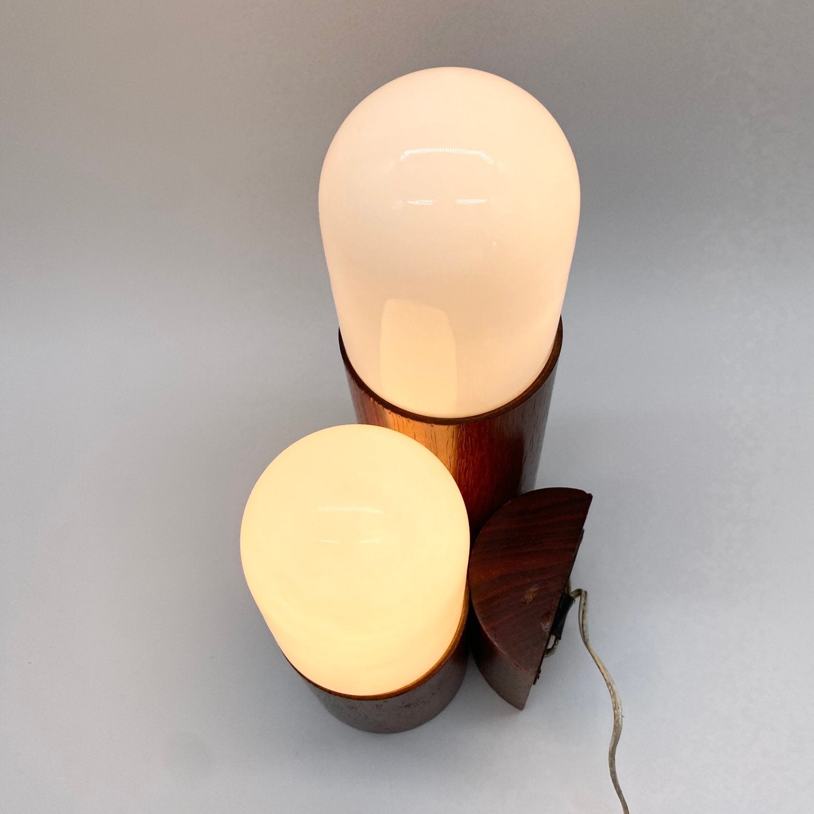 LAMPE “TWIN LIGHTS” / BOIS & VERRE — ITALY, 1970s
