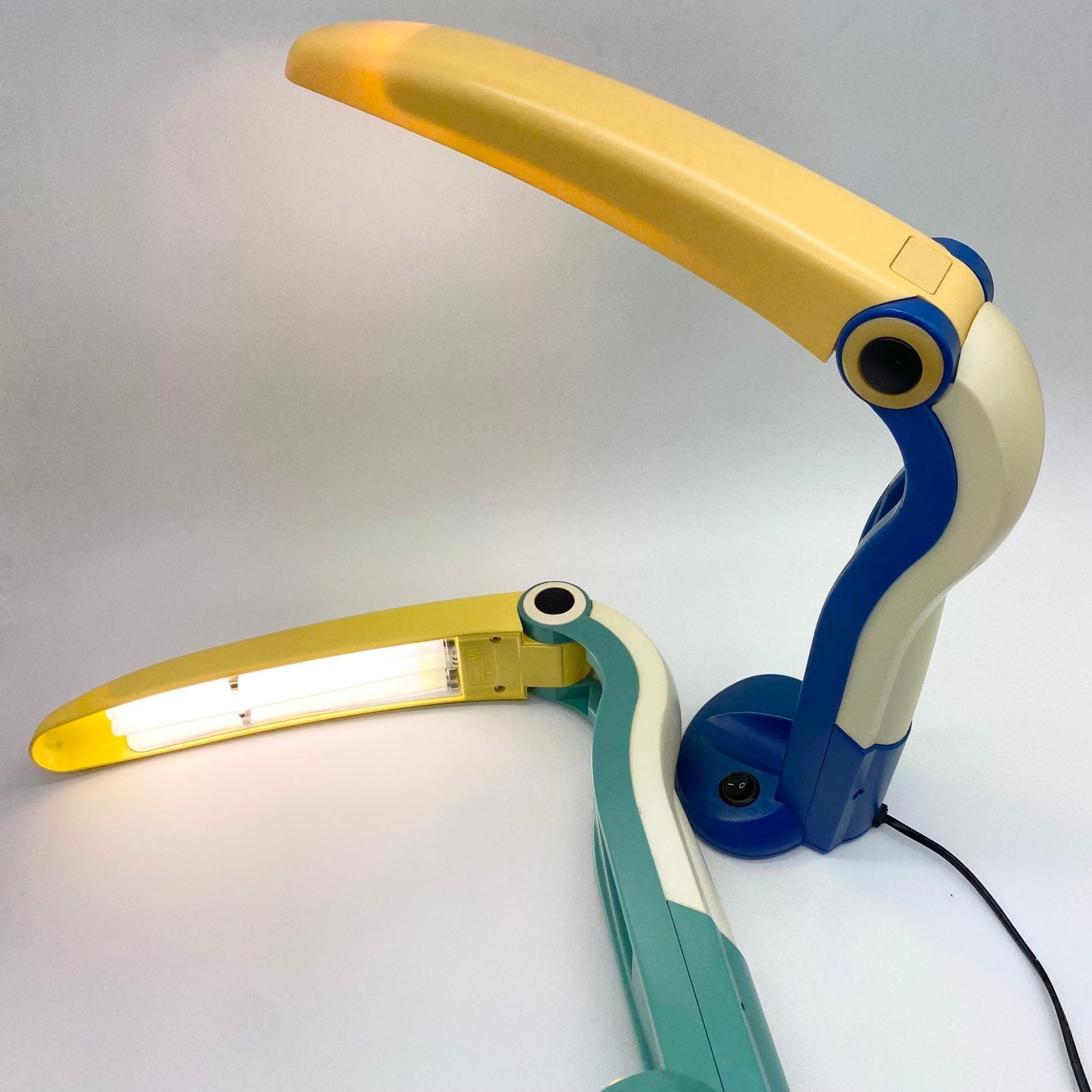 LAMPE TOUCAN "ORIGINAL" – H.T. HUANG, JIUN YO CO. LTD., 1980s
