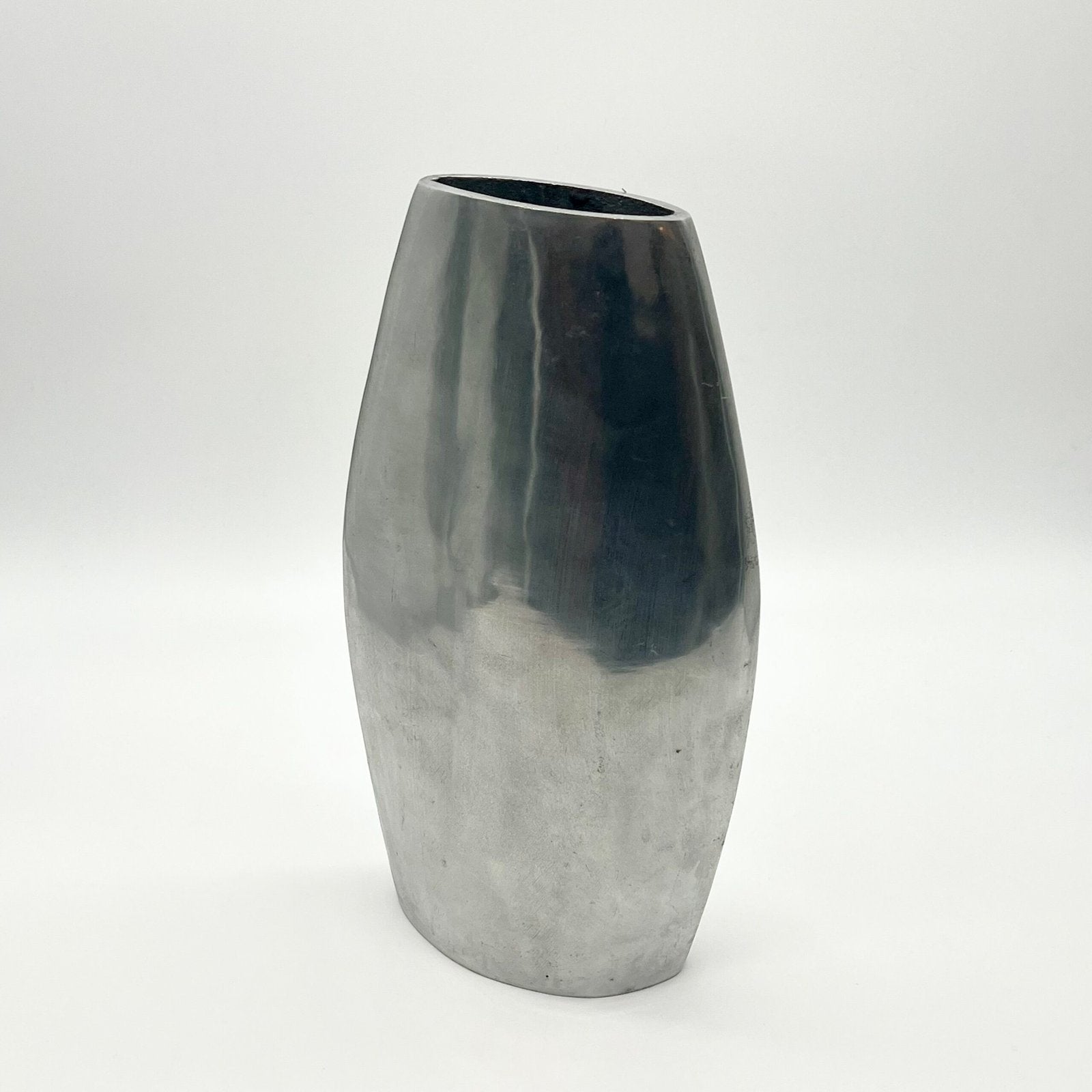 VASE SCULPTURAL "FONTE D’ALUMINIUM", ITALY, 1970s