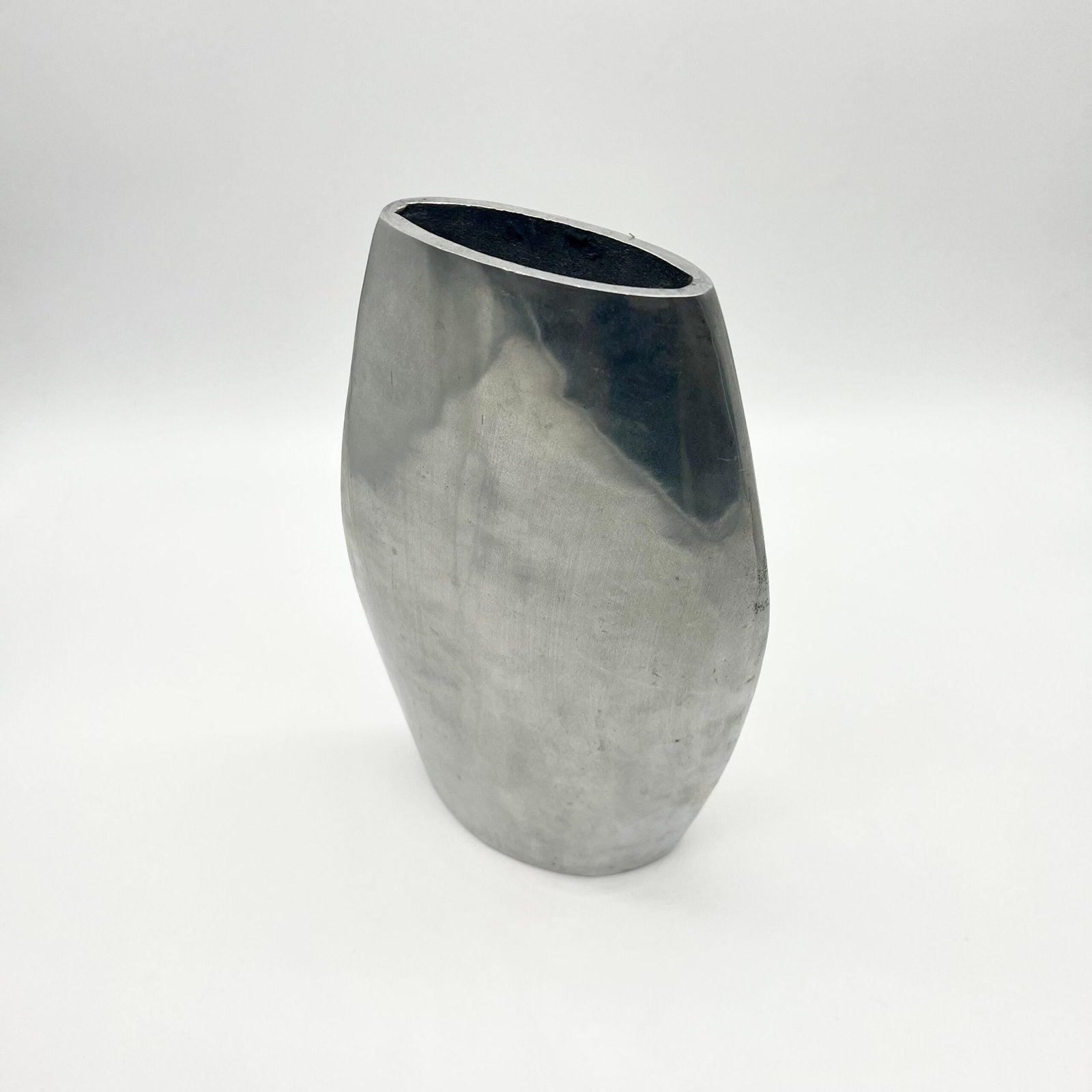 VASE SCULPTURAL "FONTE D’ALUMINIUM", ITALY, 1970s