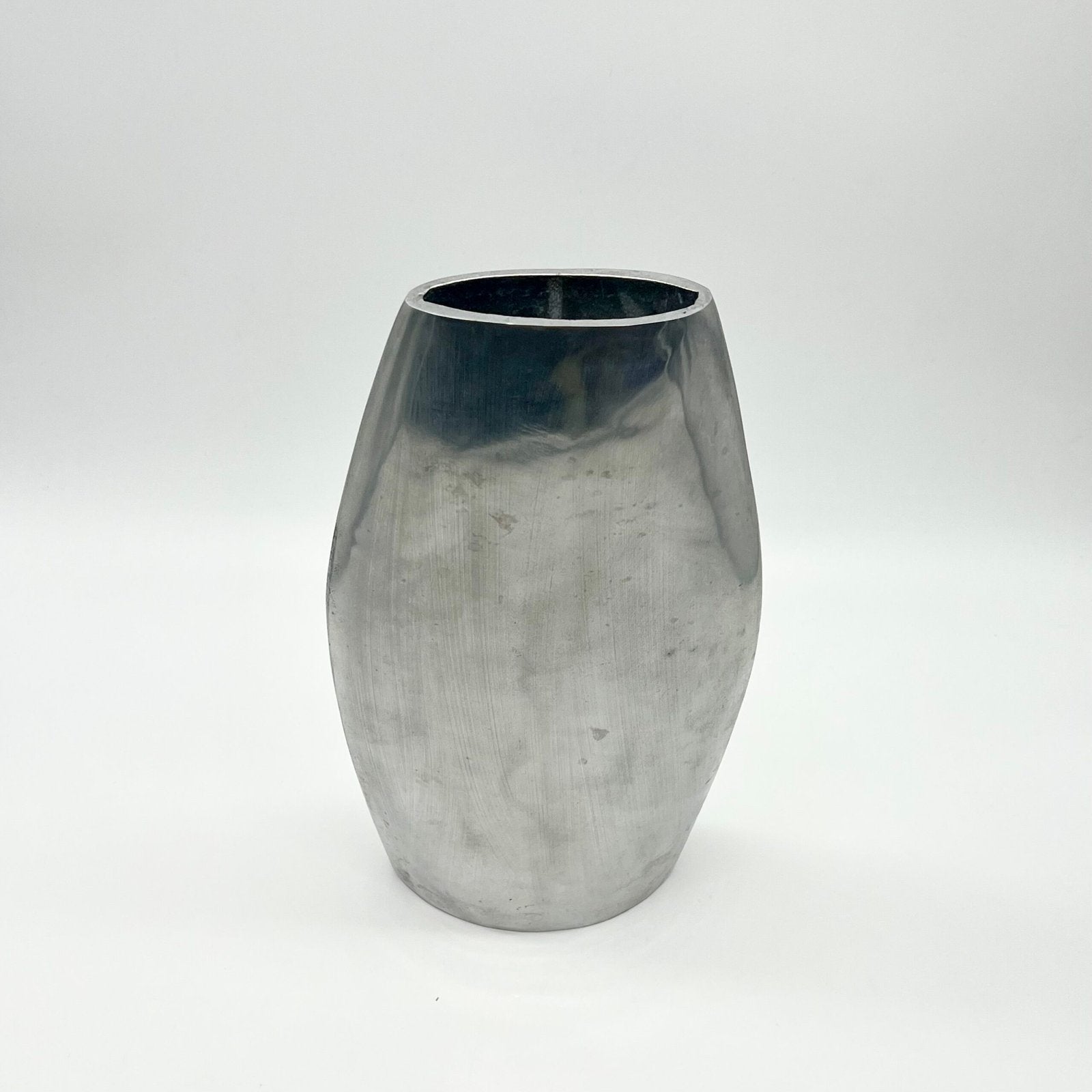 VASE SCULPTURAL "FONTE D’ALUMINIUM", ITALY, 1970s
