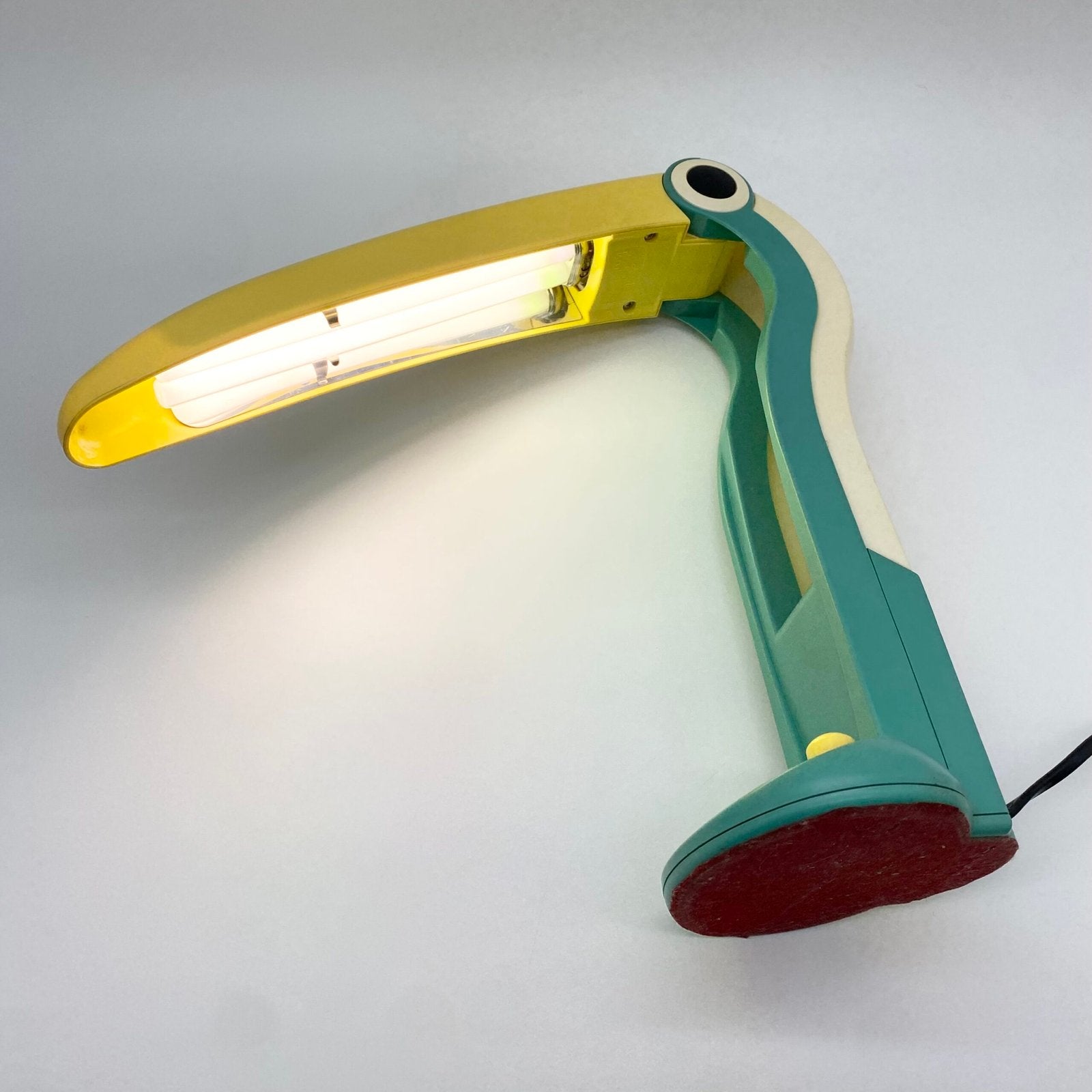LAMPE TOUCAN "ORIGINAL" – H.T. HUANG, JIUN YO CO. LTD., 1980s
