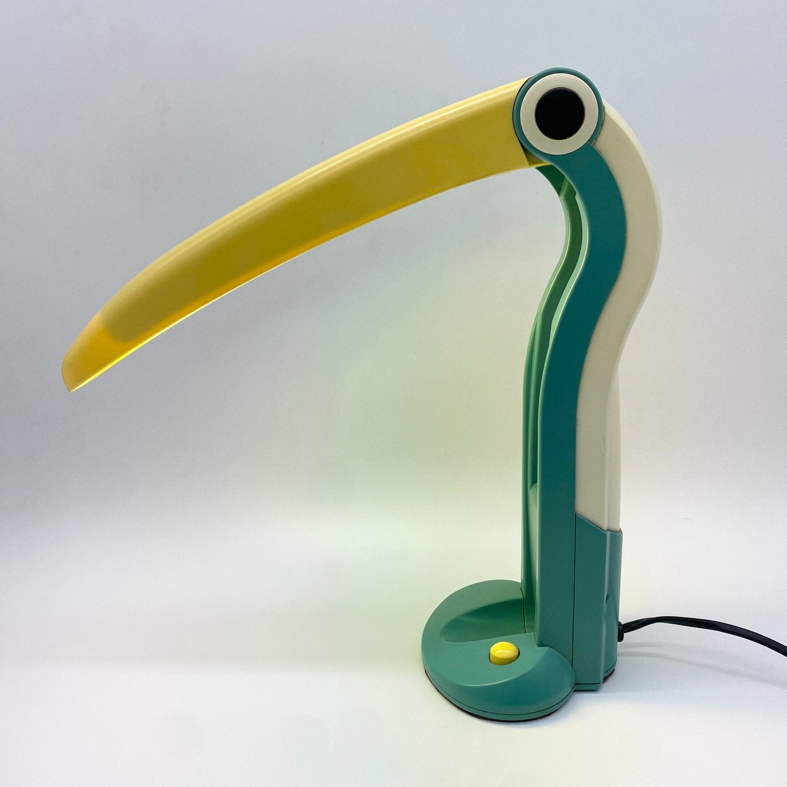 LAMPE TOUCAN "ORIGINAL" – H.T. HUANG, JIUN YO CO. LTD., 1980s