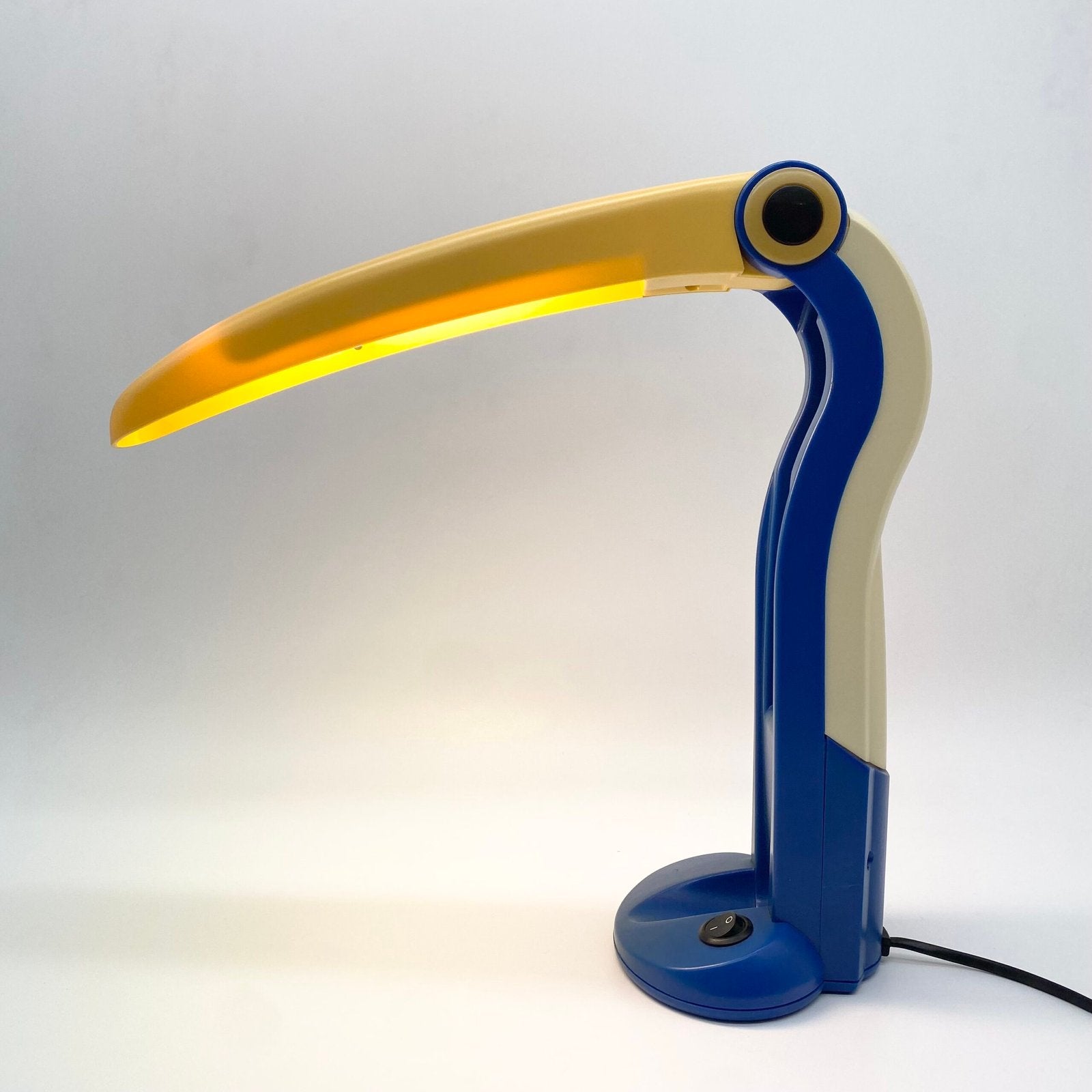 LAMPE TOUCAN – "H.T. HUANG", 1980s