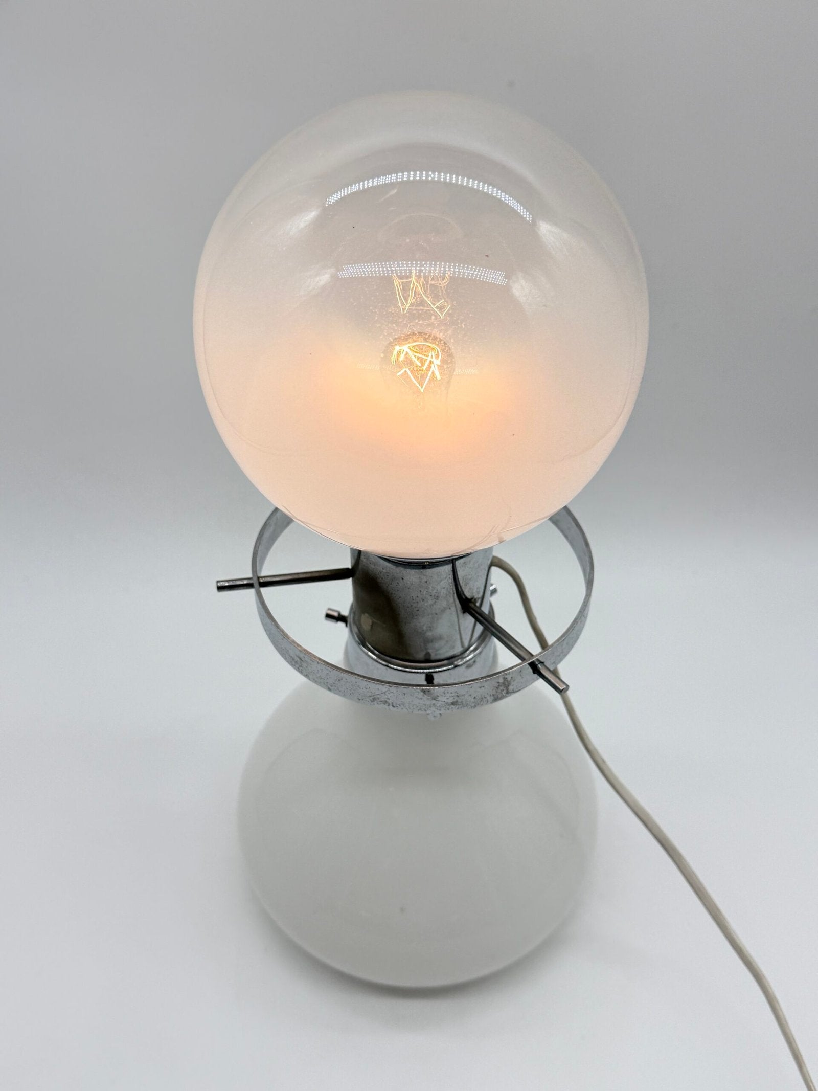 LAMPE DE TABLE "SPACE AGE" CHROME, ITALY 1970S