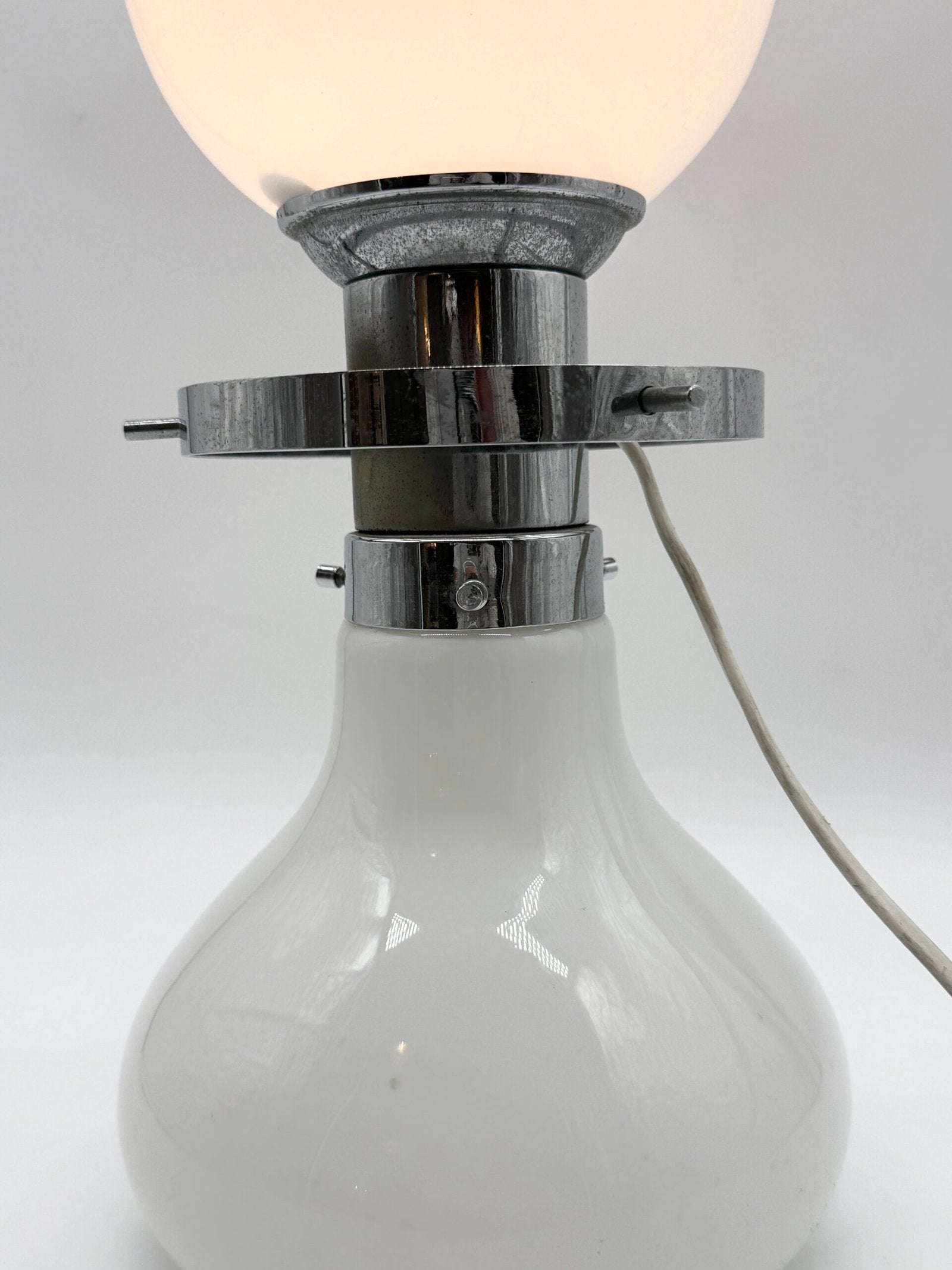 LAMPE DE TABLE "SPACE AGE" CHROME, ITALY 1970S