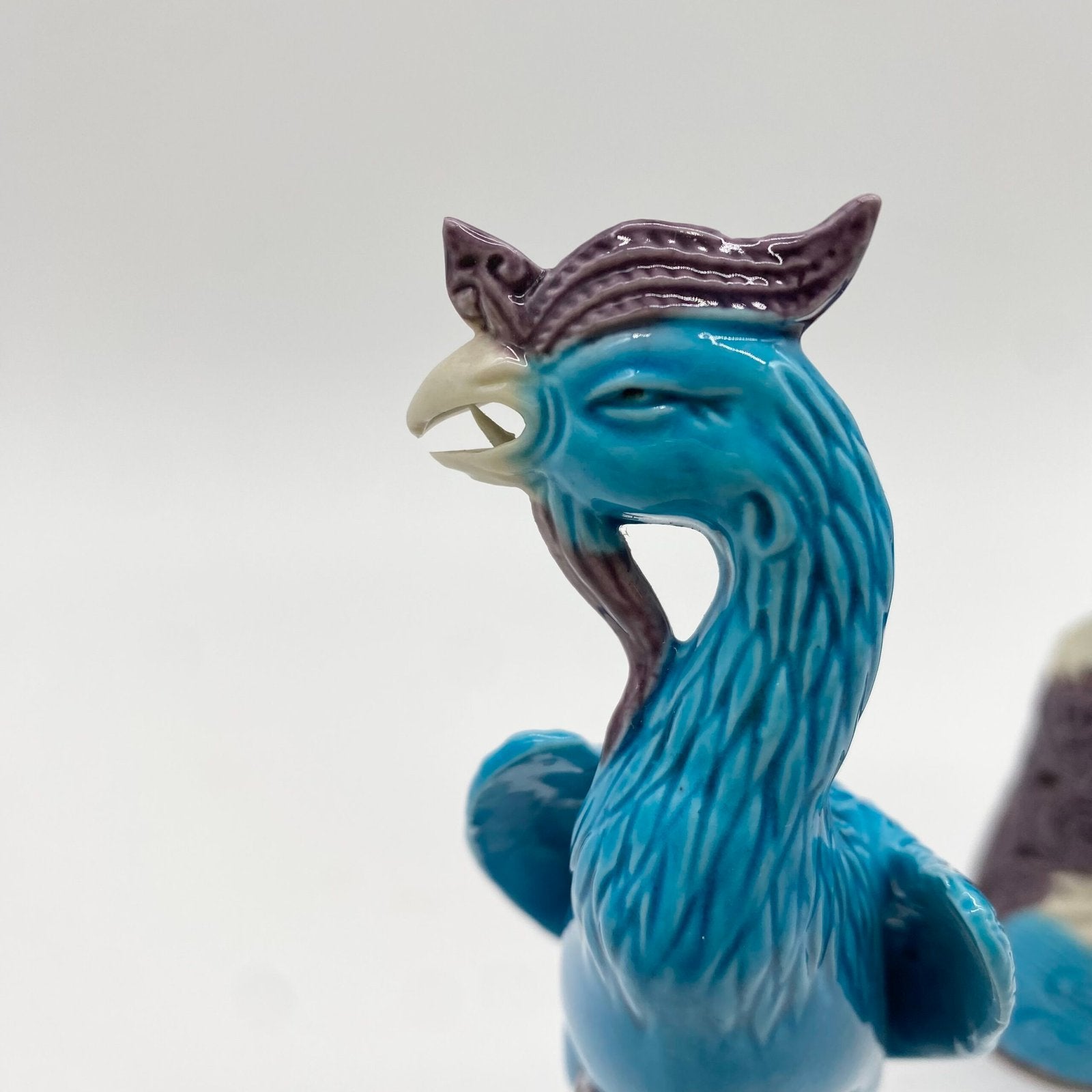 PAIRE DE "PHÉNIX" CHINOIS EN PORCELAINE FINE, XXe