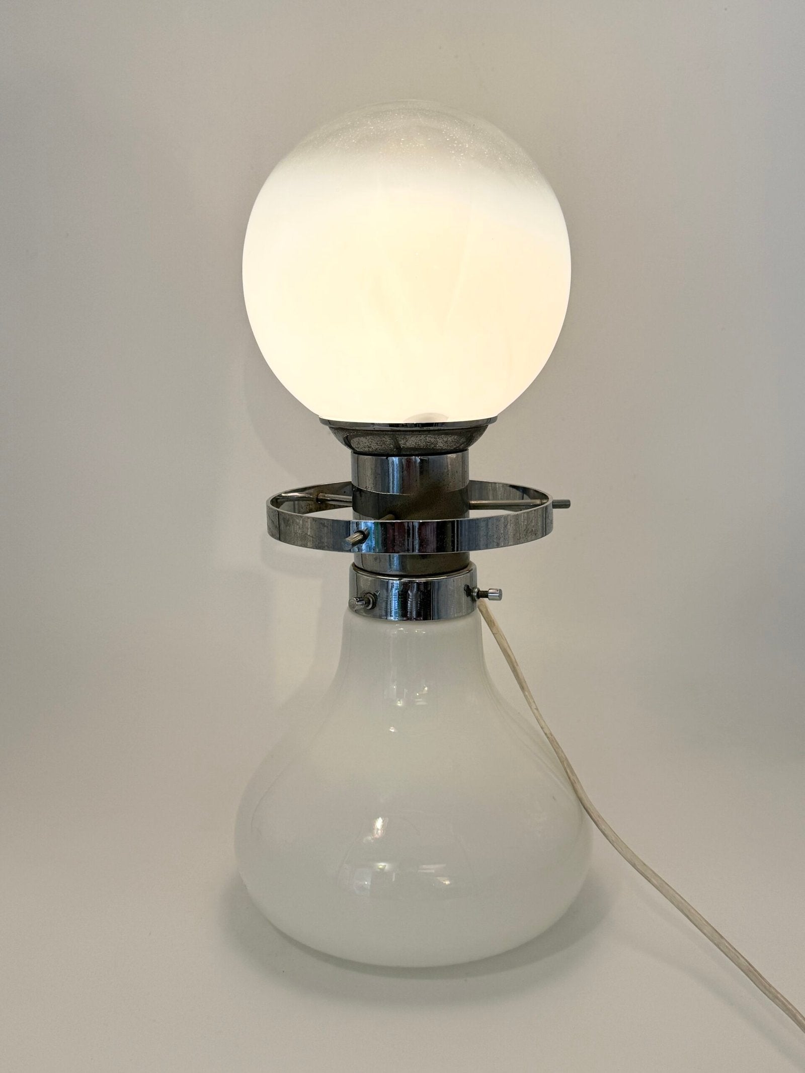 LAMPE DE TABLE "SPACE AGE" CHROME, ITALY 1970S