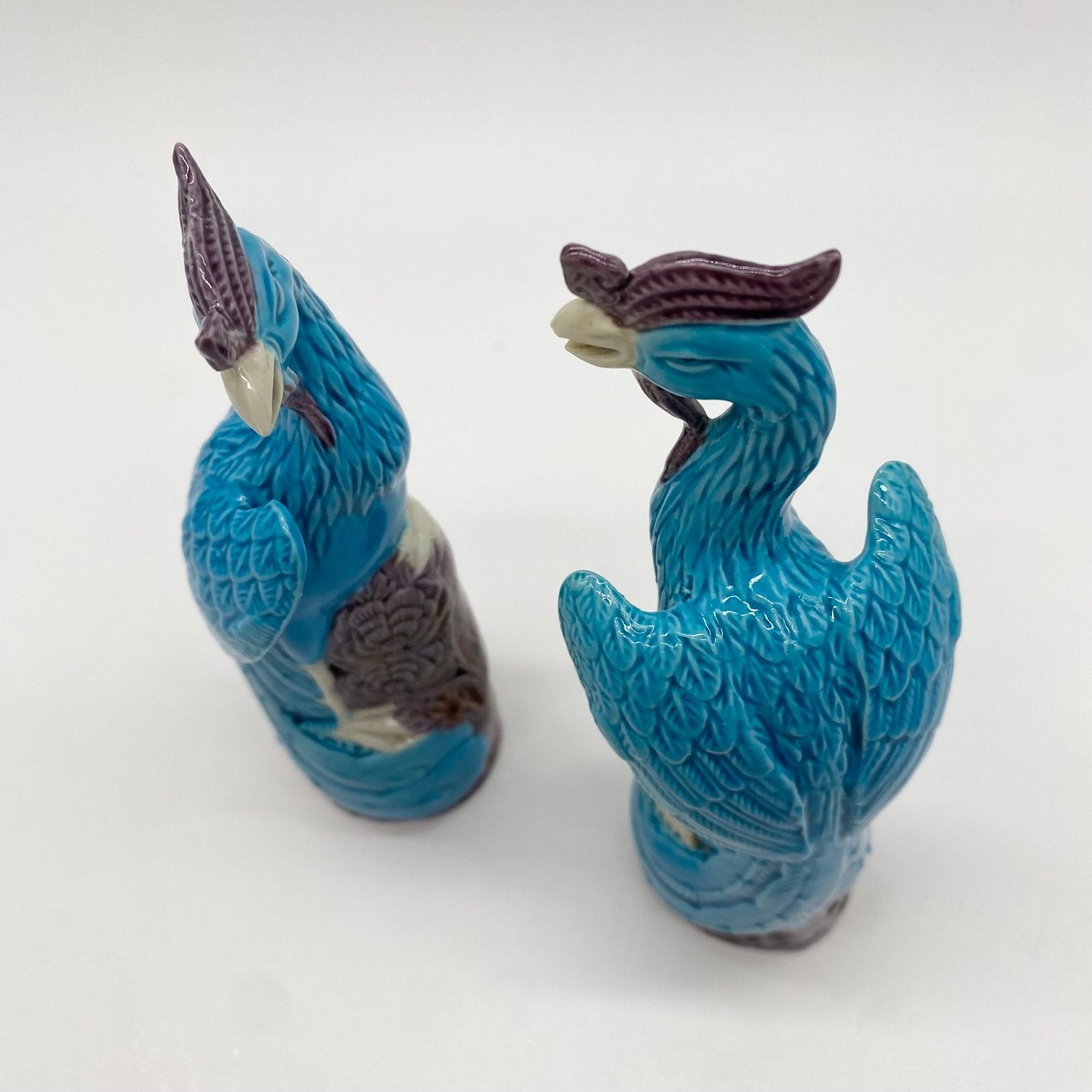 PAIRE DE "PHÉNIX" CHINOIS EN PORCELAINE FINE, XXe