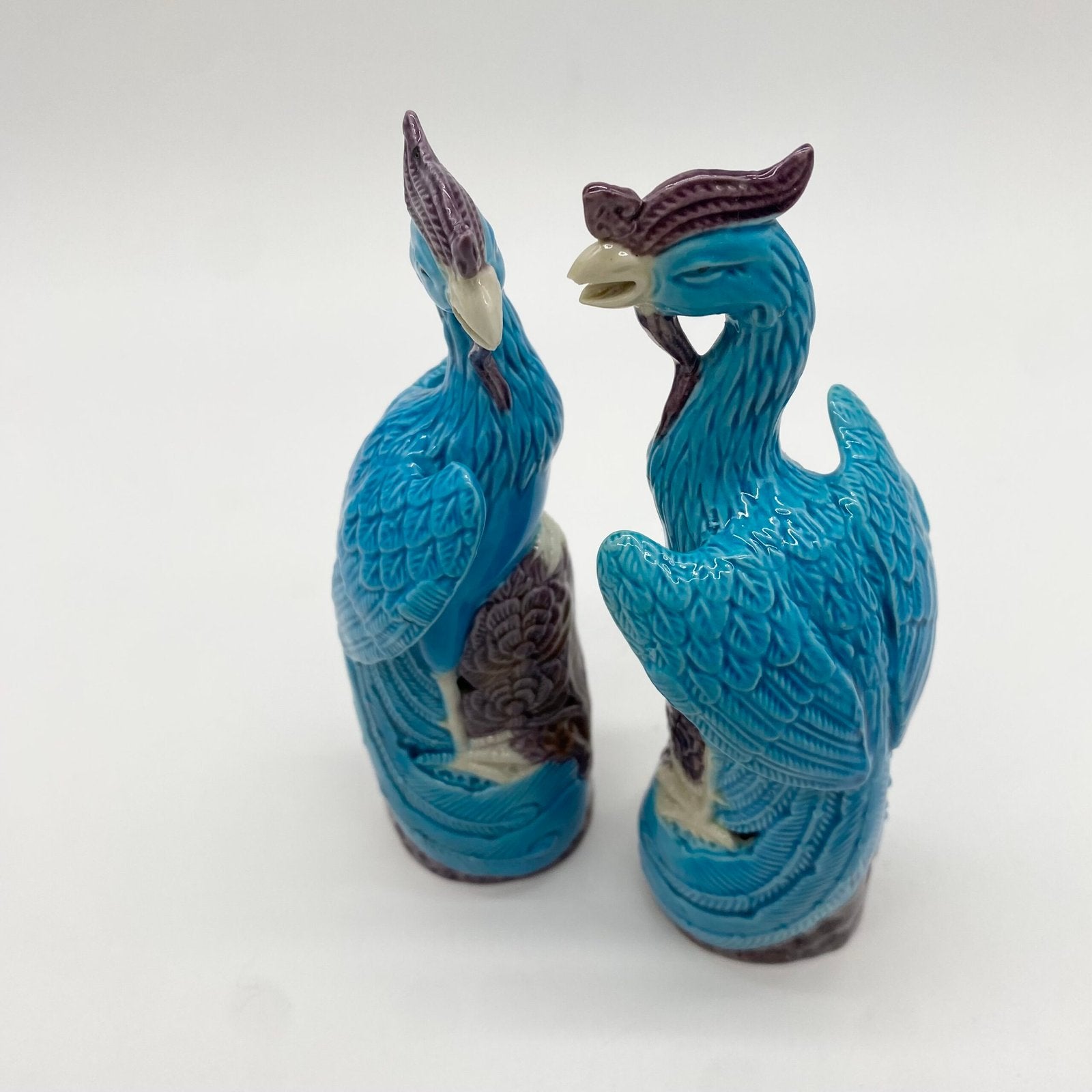 PAIRE DE "PHÉNIX" CHINOIS EN PORCELAINE FINE, XXe