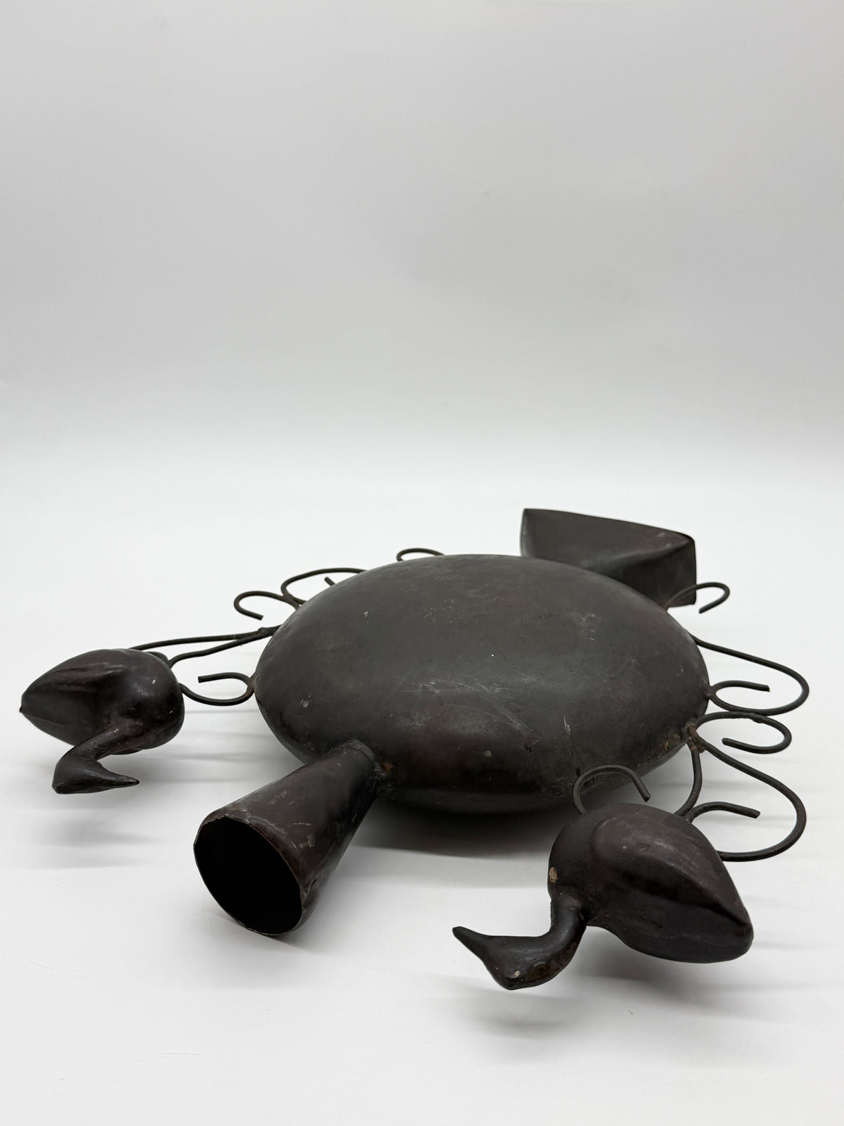 Vase aux oiseaux en métal forgé, Travail artisanal, 1960s