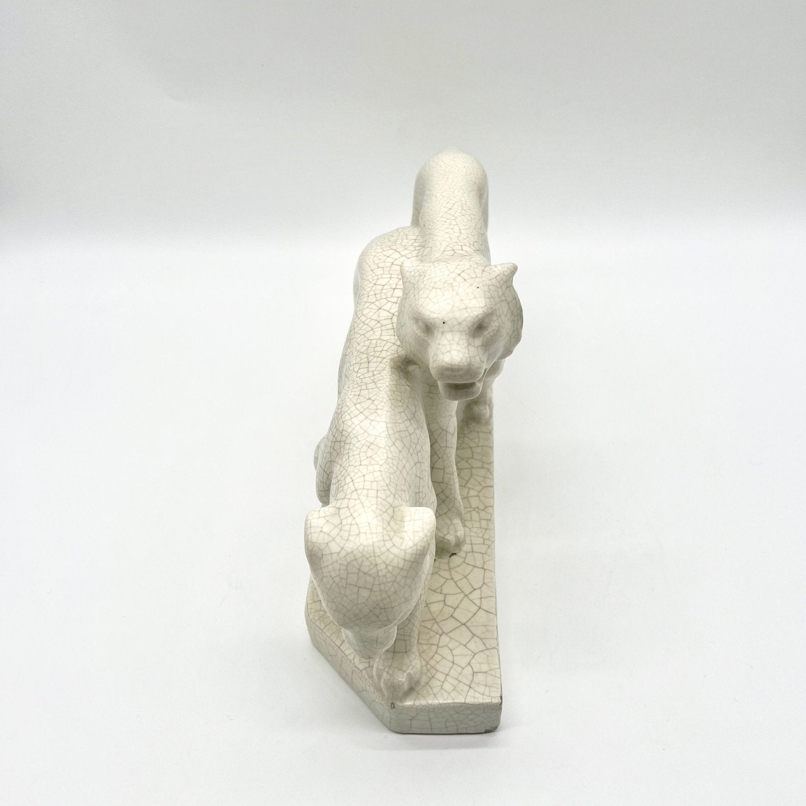 DEUX LIONNES, CERAMIQUE CRAQUELÉ, 1930
