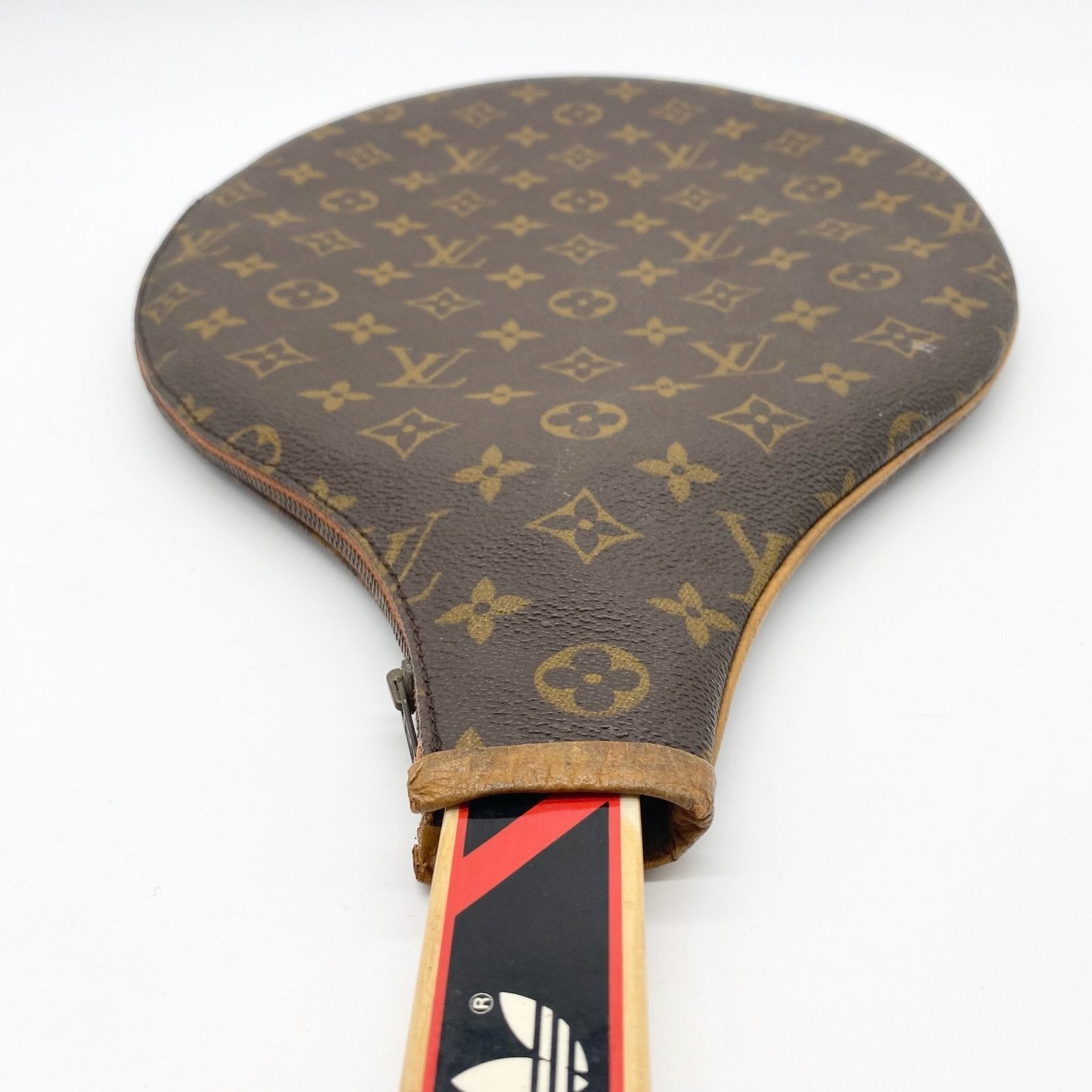 HOUSSE DE RAQUETTE MONOGRAMMES "LOUIS VUITTON", 1951
