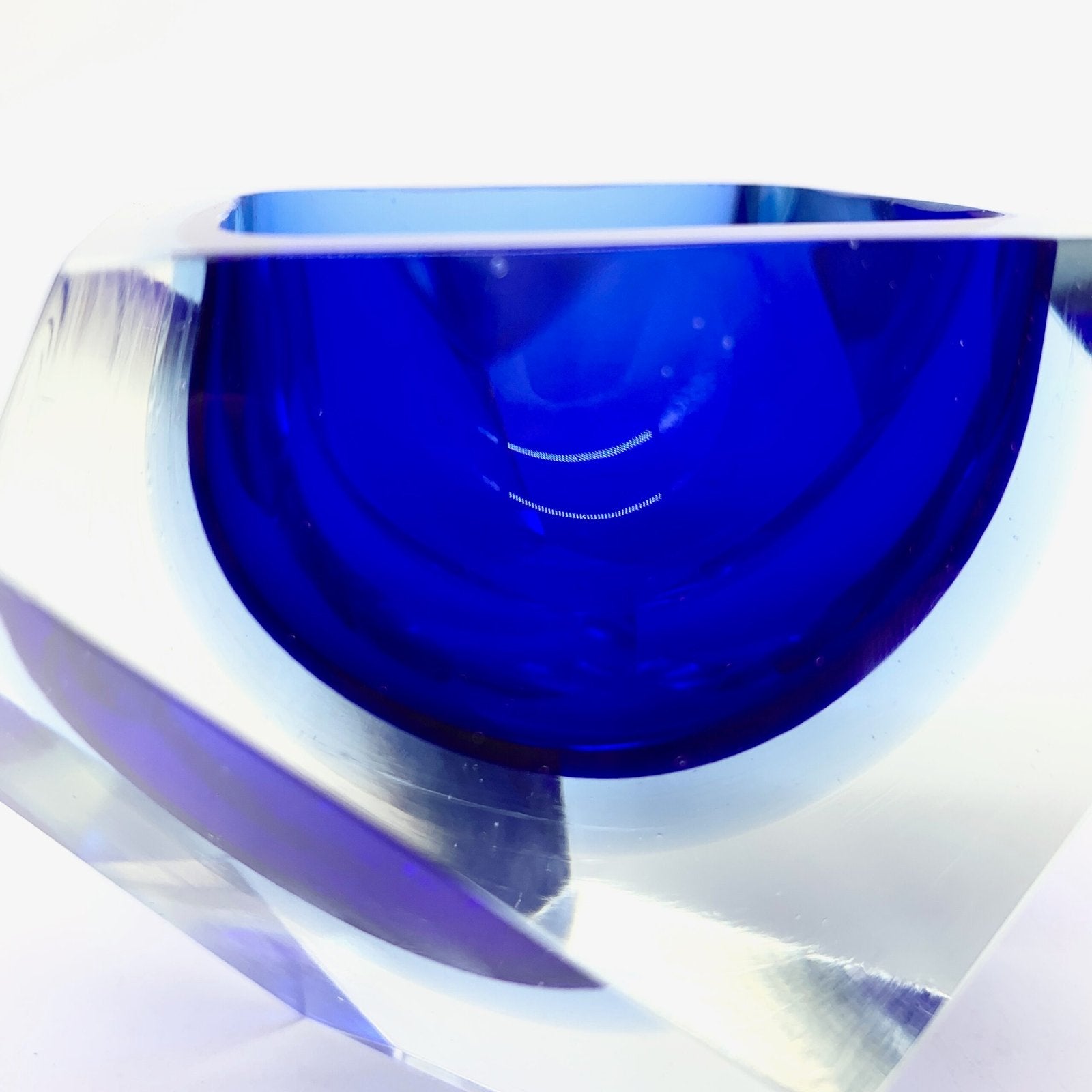 CENDRIER DIAMANT EN VERRE SOMMERSO PAR FLAVIO POLI – MURANO, 1950