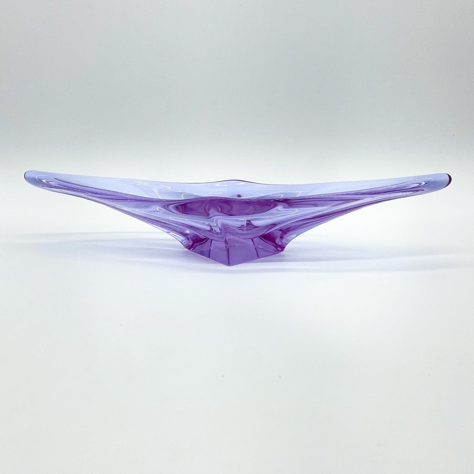 COUPE MAUVE CRISTAL DE BOHEME, 1950/60