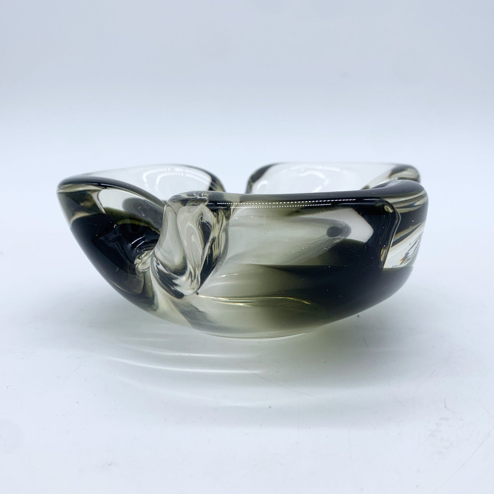 CENDRIER MURANO, NOIR ET GRIS FUMÉ, 1970