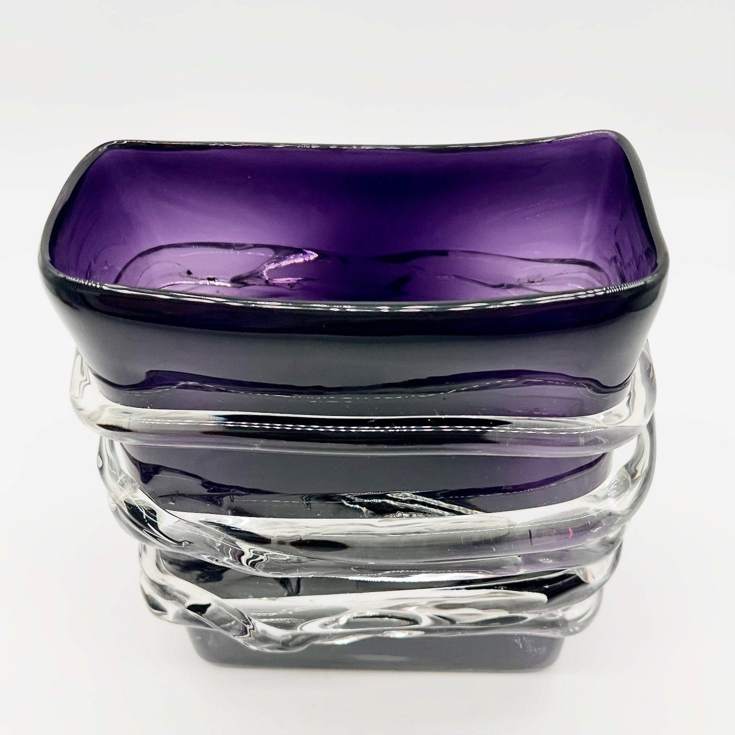 VASE EN VERRE SOUFFLE DE BOHEME, MID-CENTURY