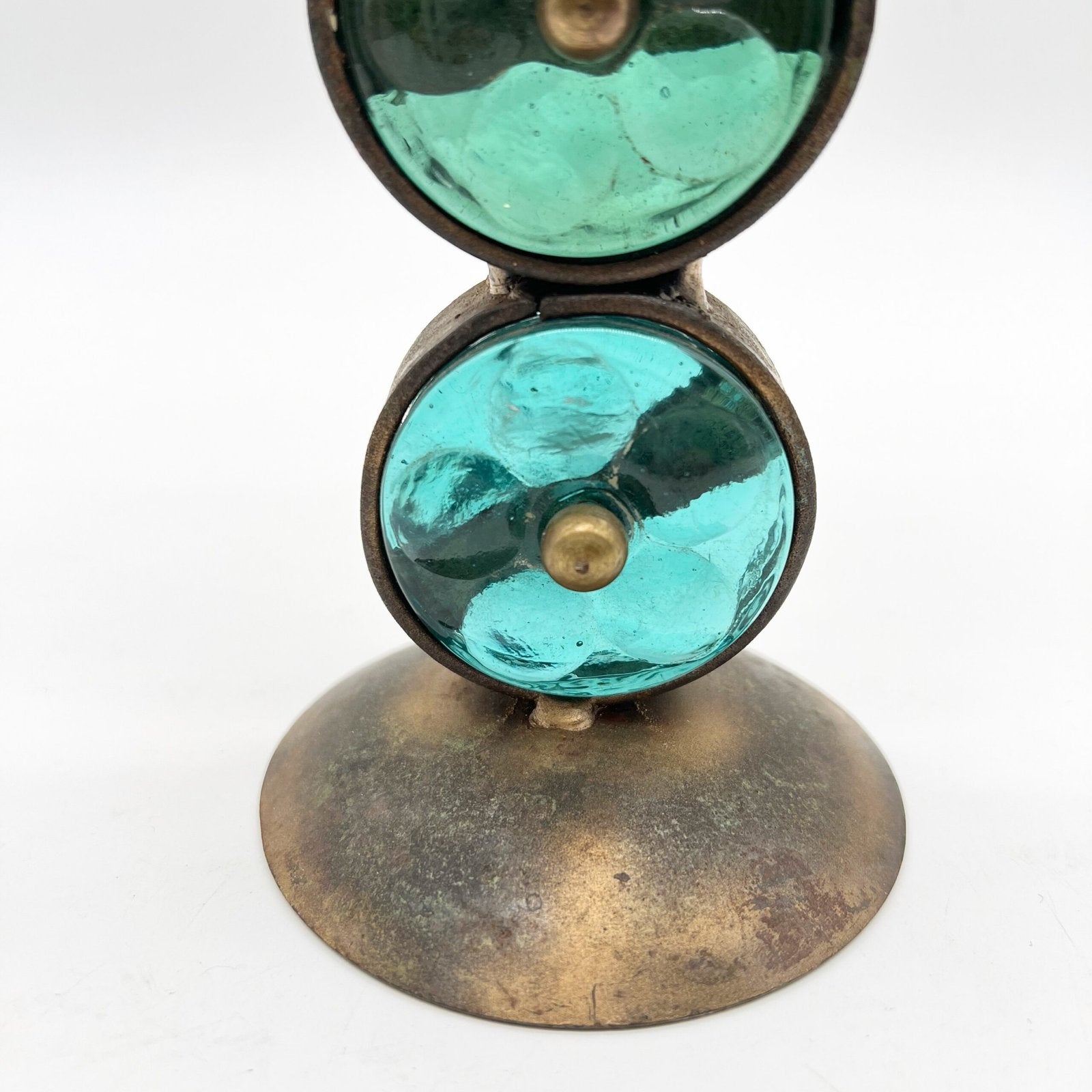 BOUGEOIR EN VERRE ET LAITON GREC, 1950/60
