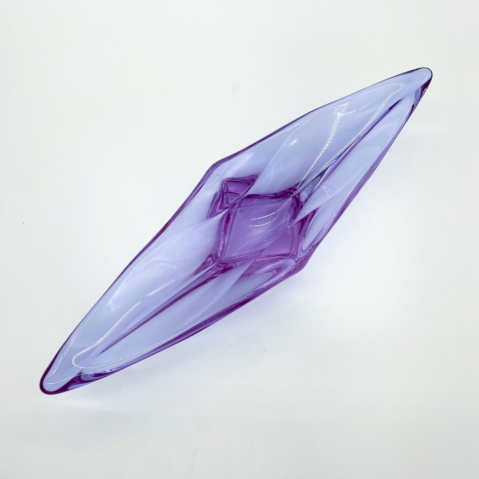 COUPE MAUVE CRISTAL DE BOHEME, 1950/60