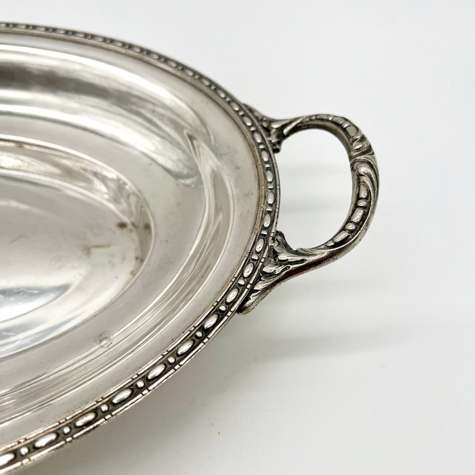 PLAT OVALE / MÉTAL ARGENTÉ À ANSES, 1950s