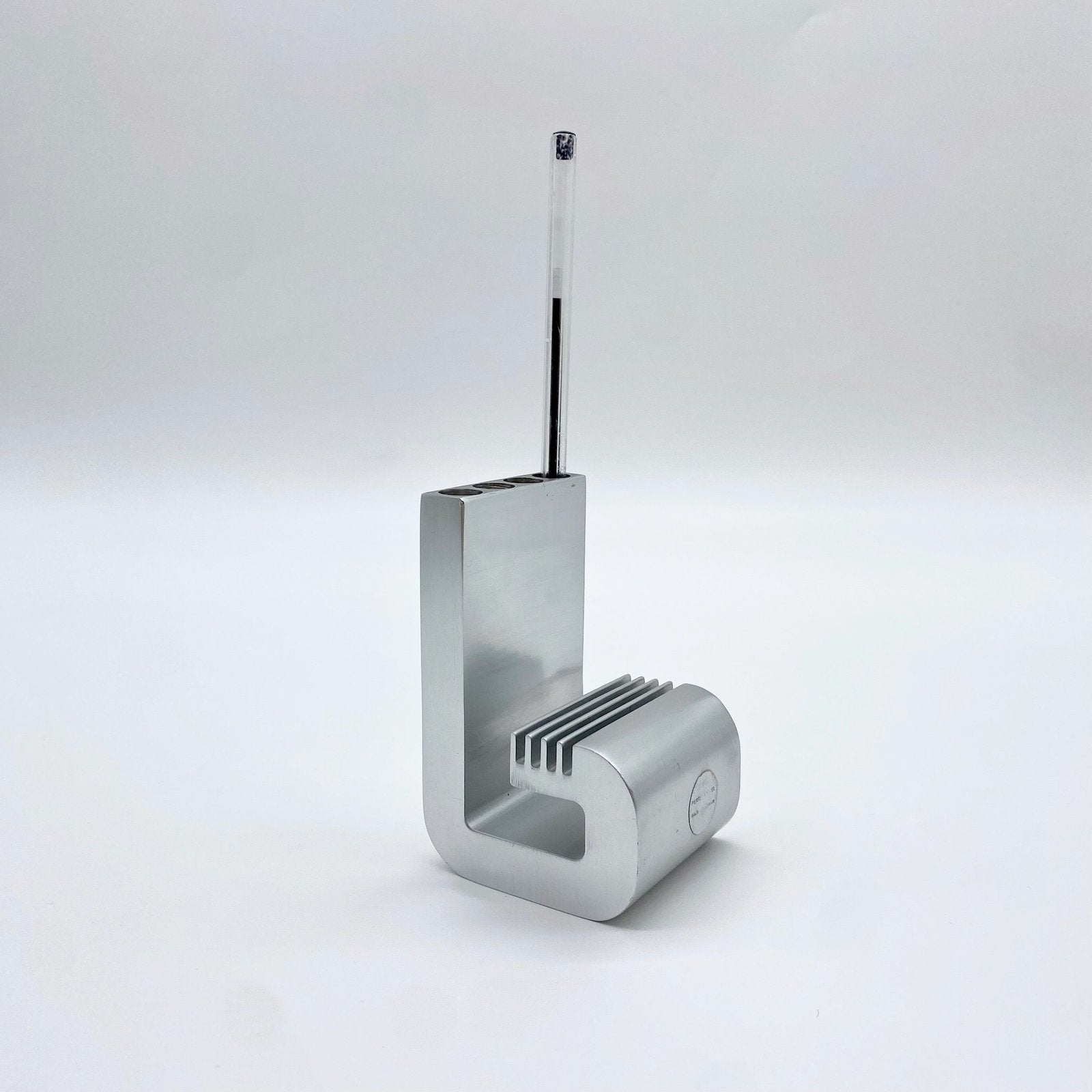 PORTE-STYLO / PRESSE-PAPIER - ALUMINIUM PAR PIERRE VANDEL – 1970s