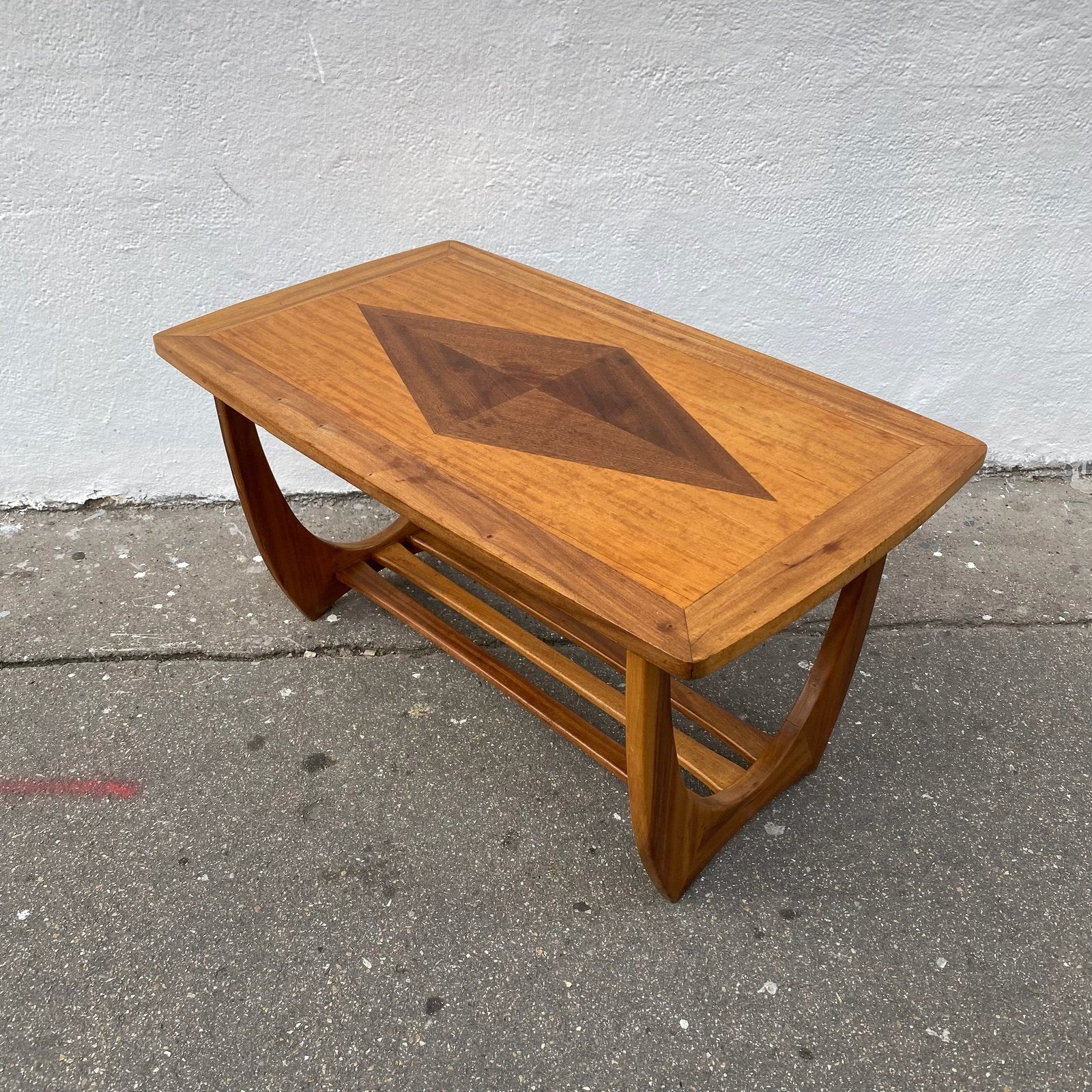 TABLE BASSE SCANDINAVE MIDCENTURY